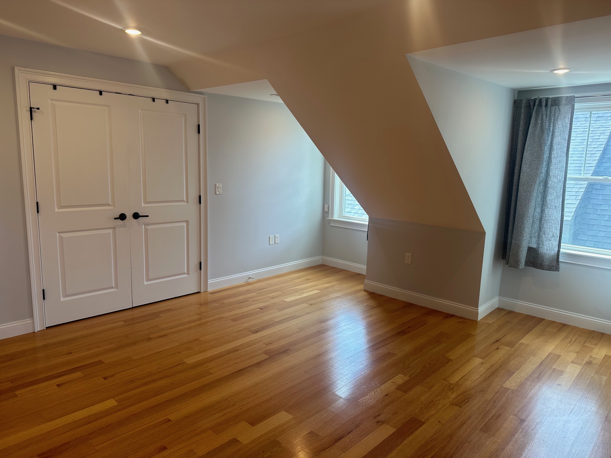 25 Chilcott Pl, Jamaica Plain