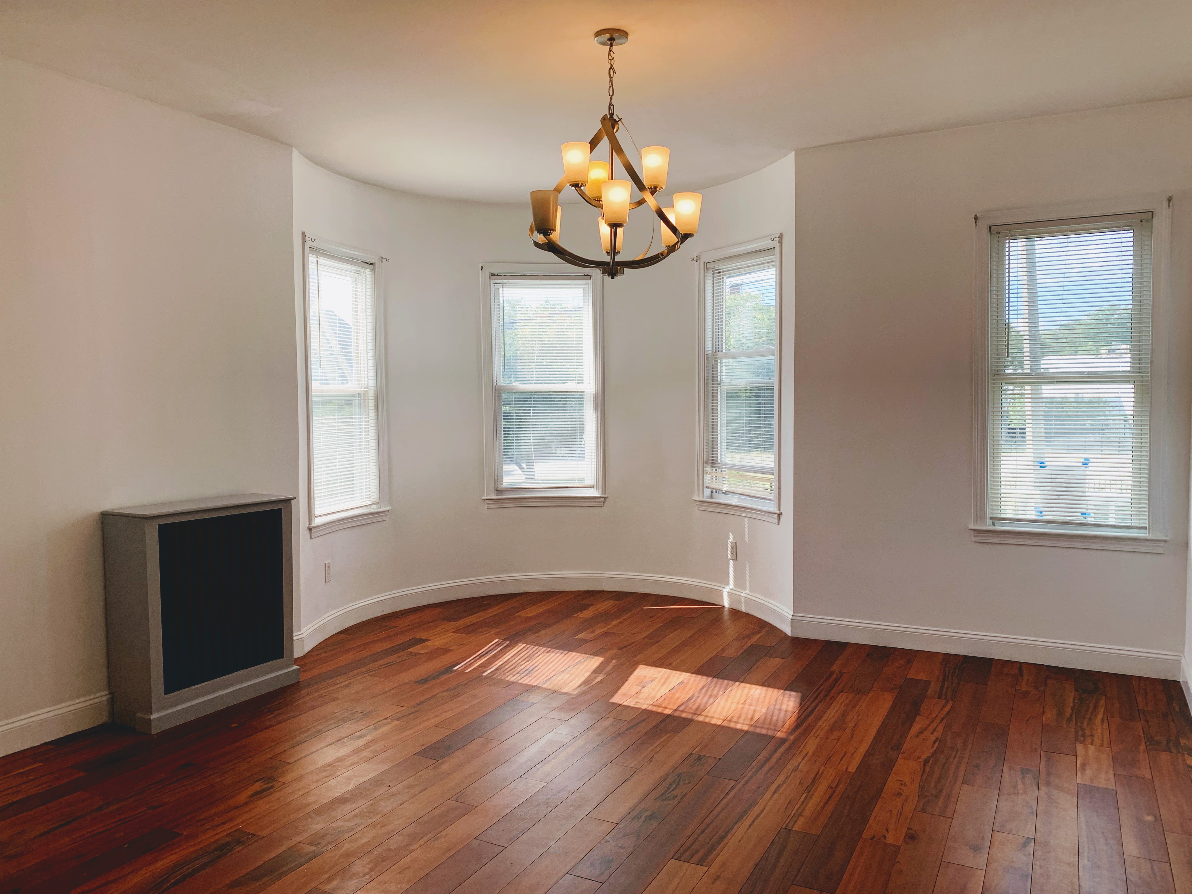 196 Amory St, Jamaica Plain