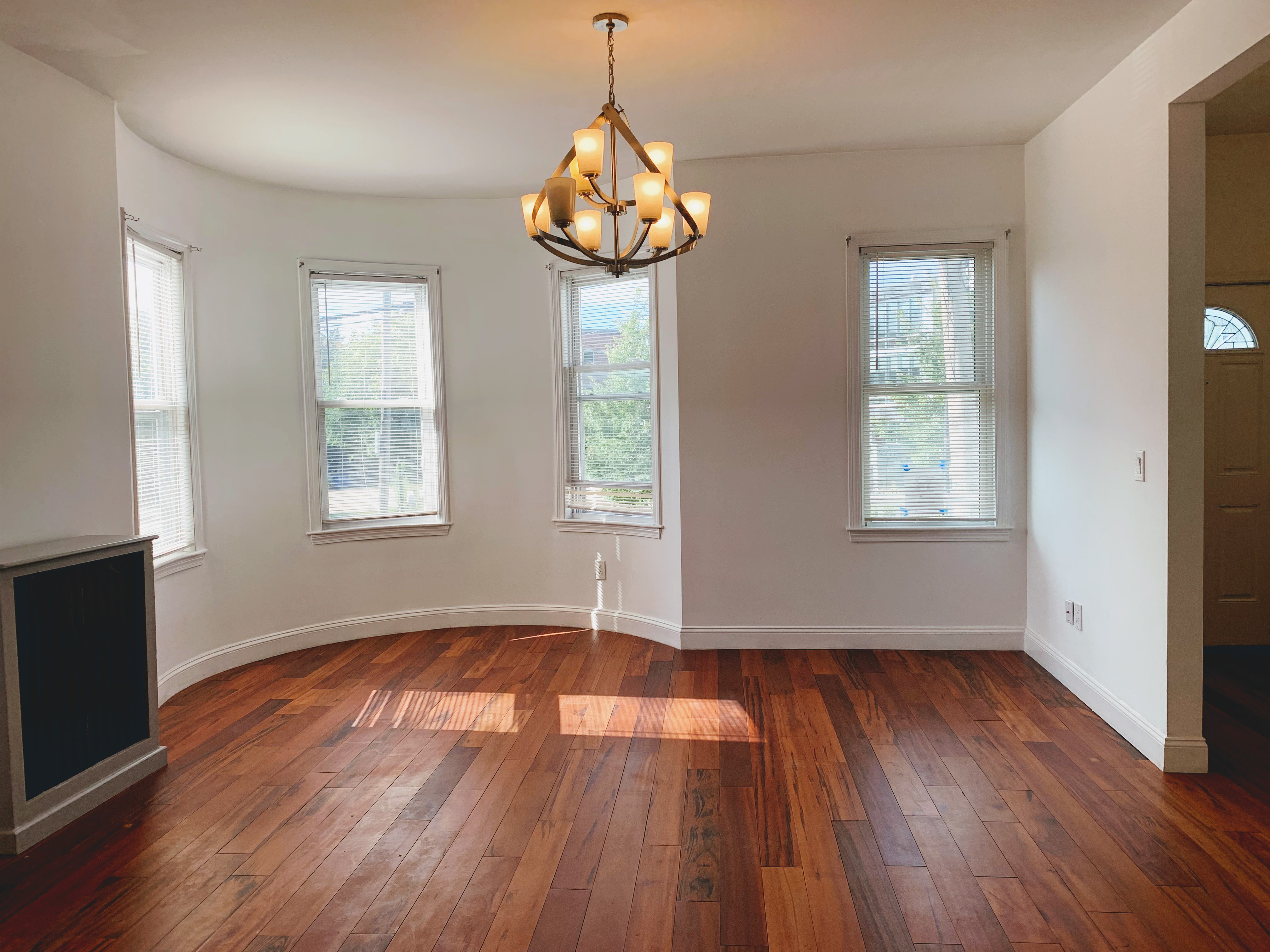 196 Amory St, Jamaica Plain