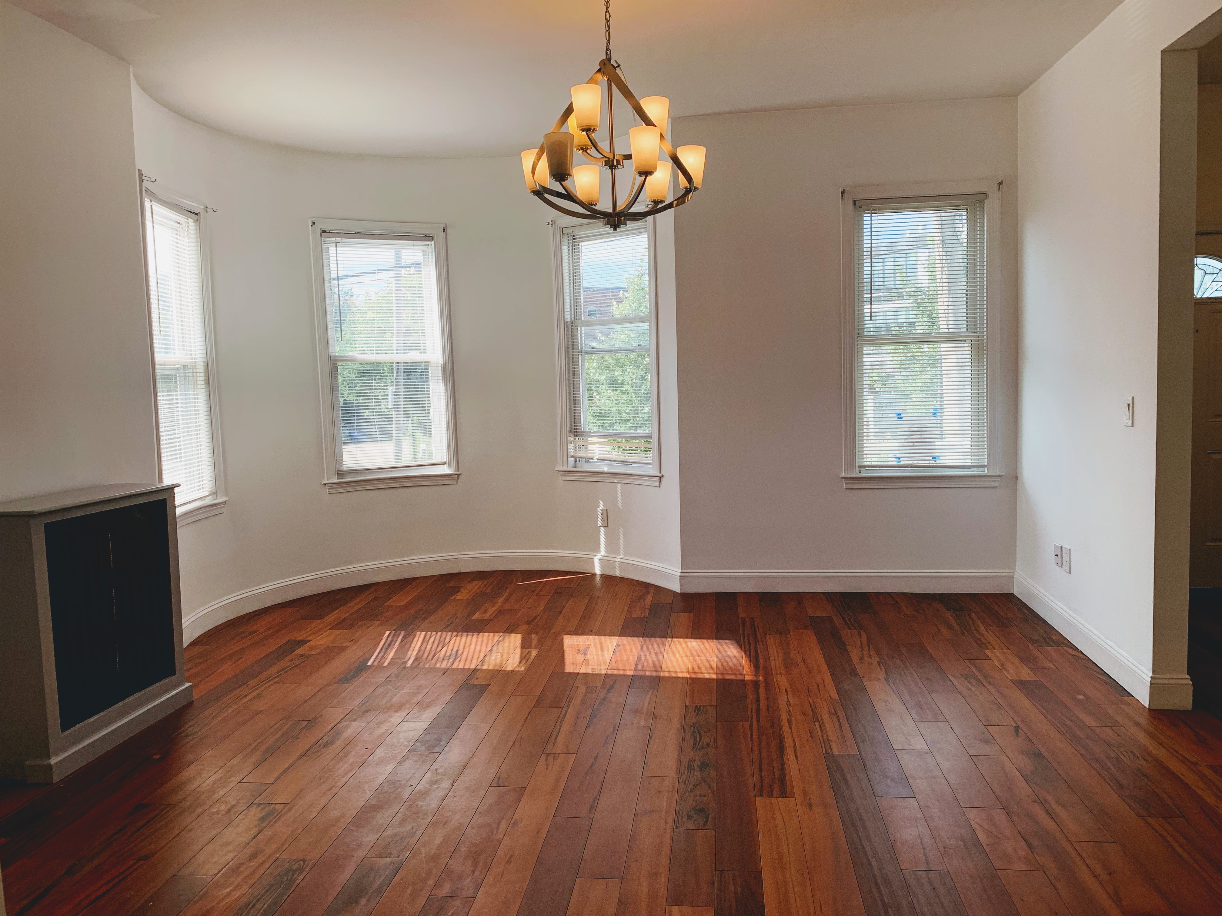 196 Amory St, Jamaica Plain