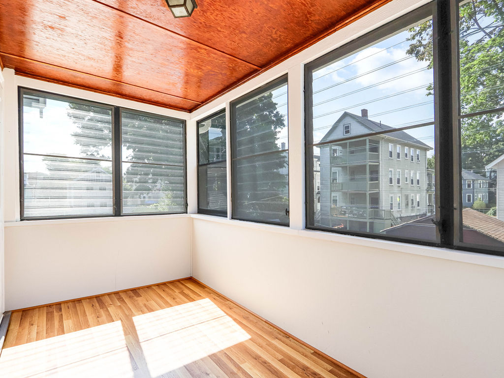 20 Zeller St, Roslindale