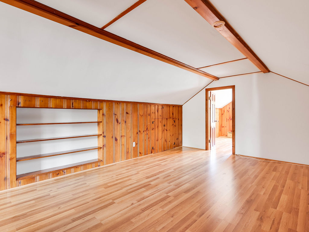 20 Zeller St, Roslindale