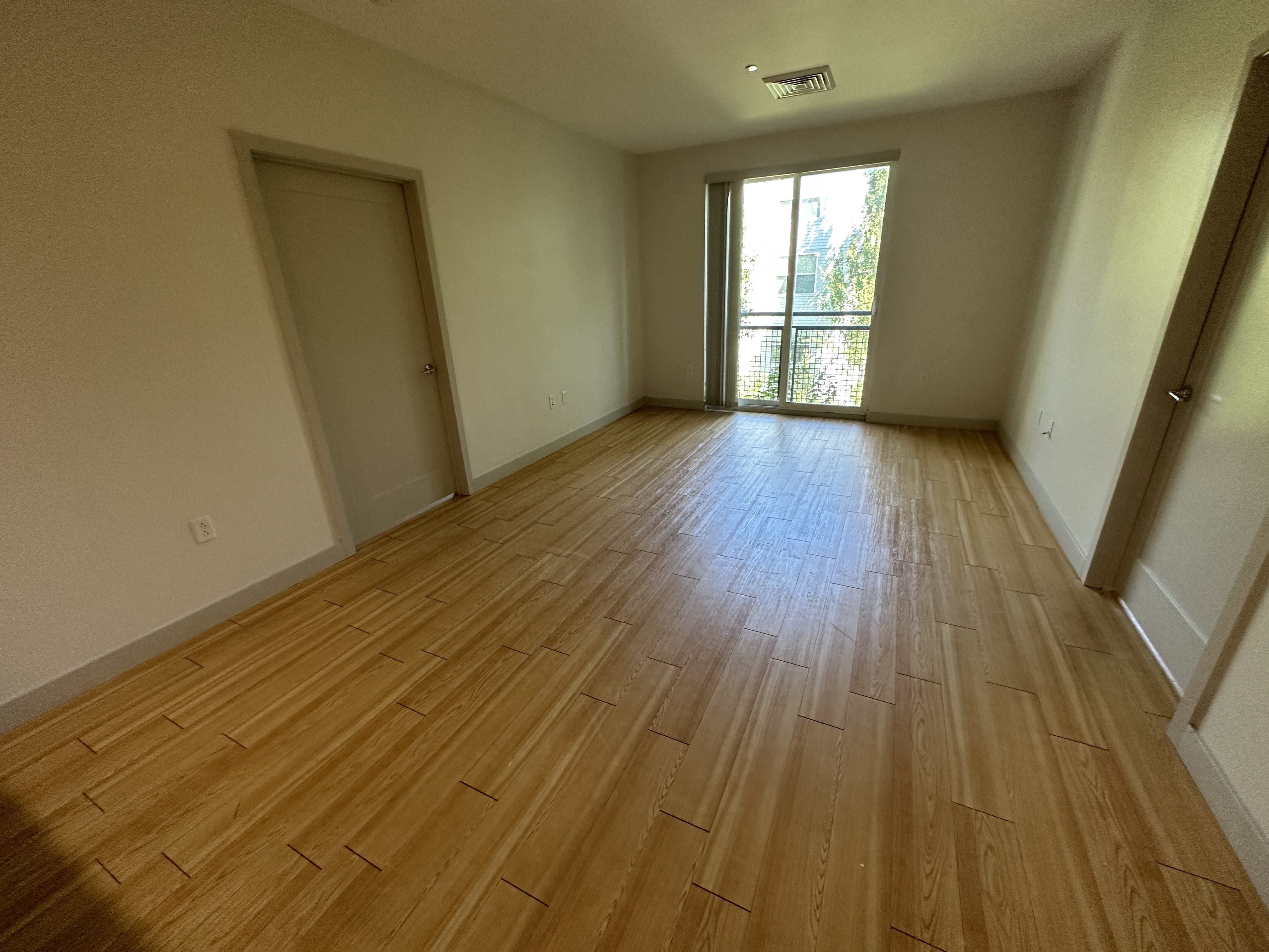 320 D St, South Boston