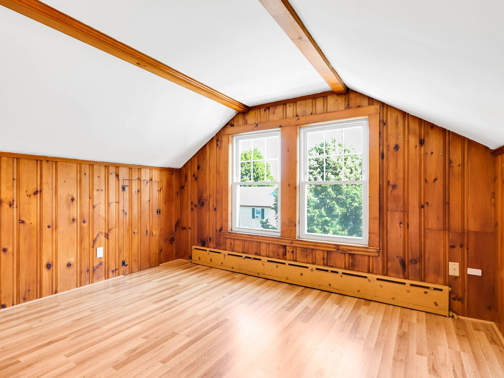 20 Zeller St, Roslindale