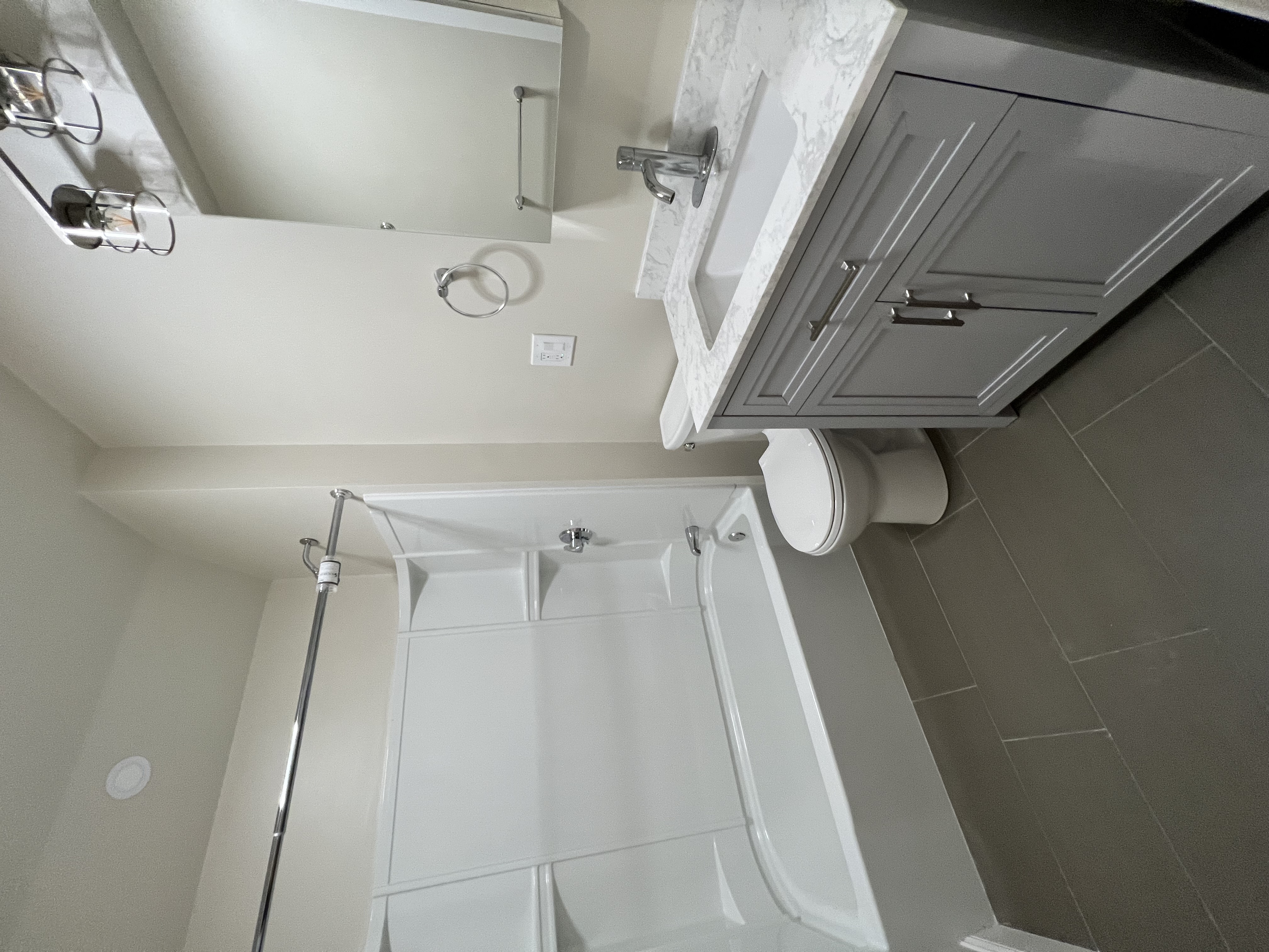 62 Golden Ave, Medford