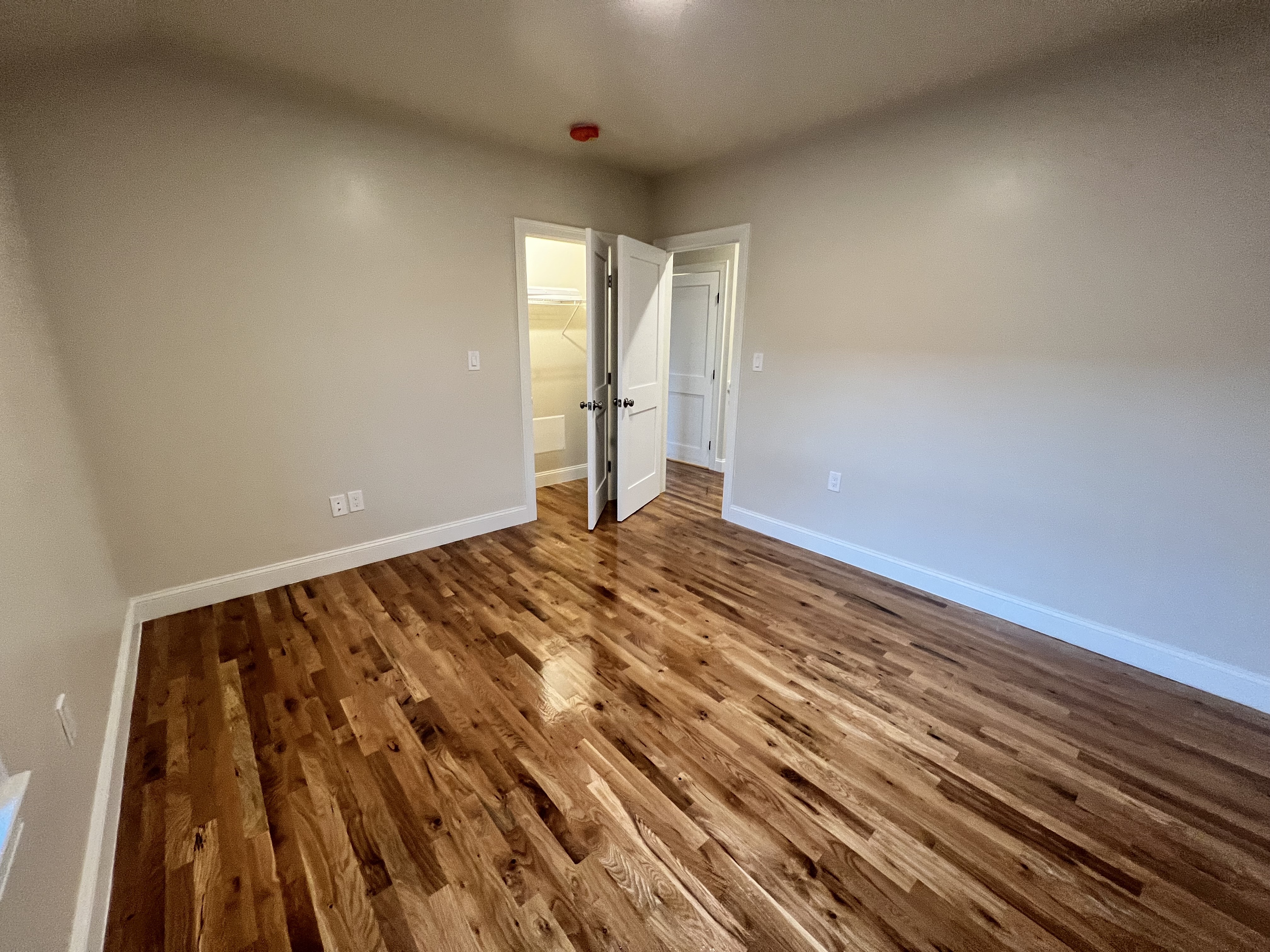 62 Golden Ave, Medford