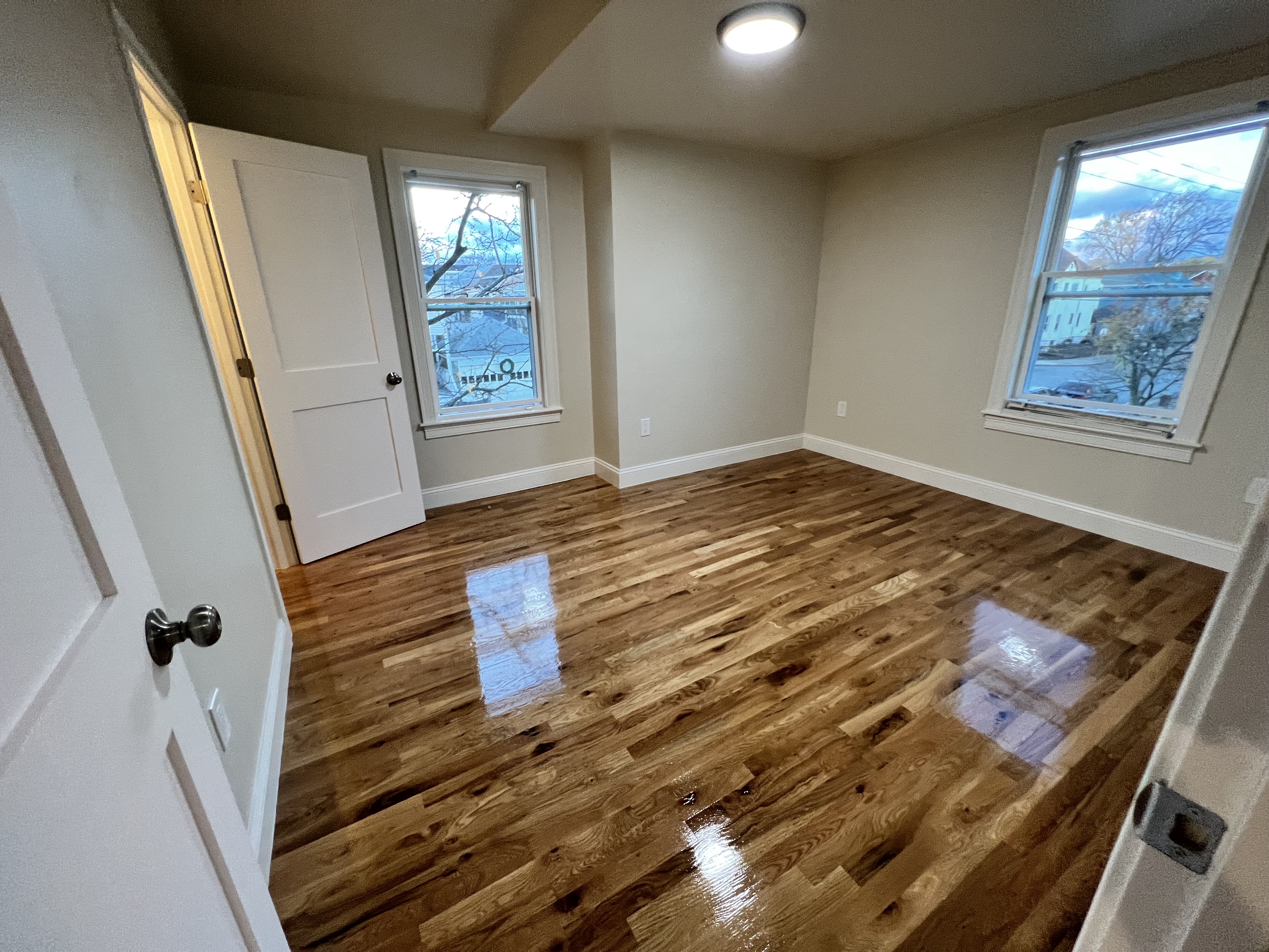 62 Golden Ave, Medford