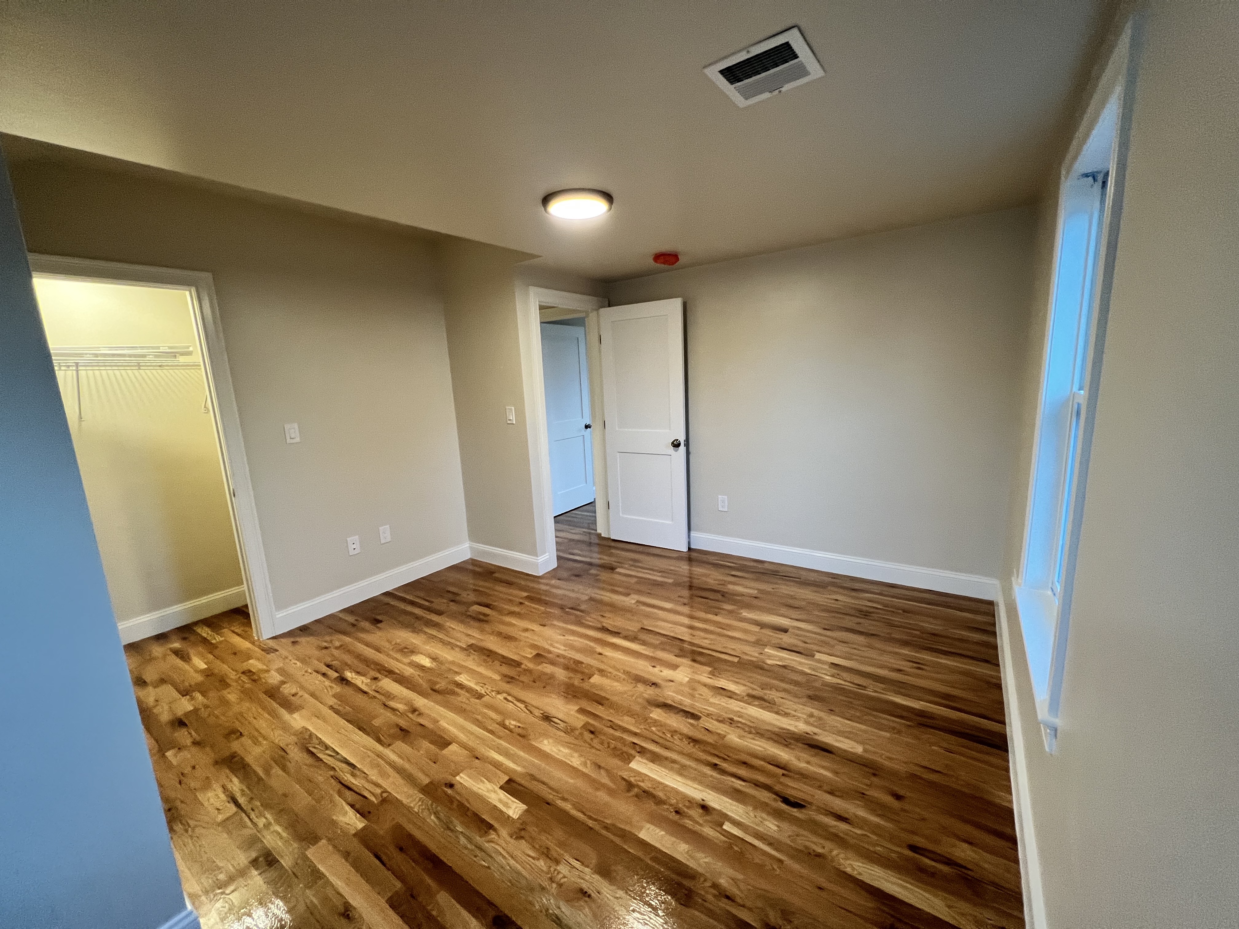 62 Golden Ave, Medford