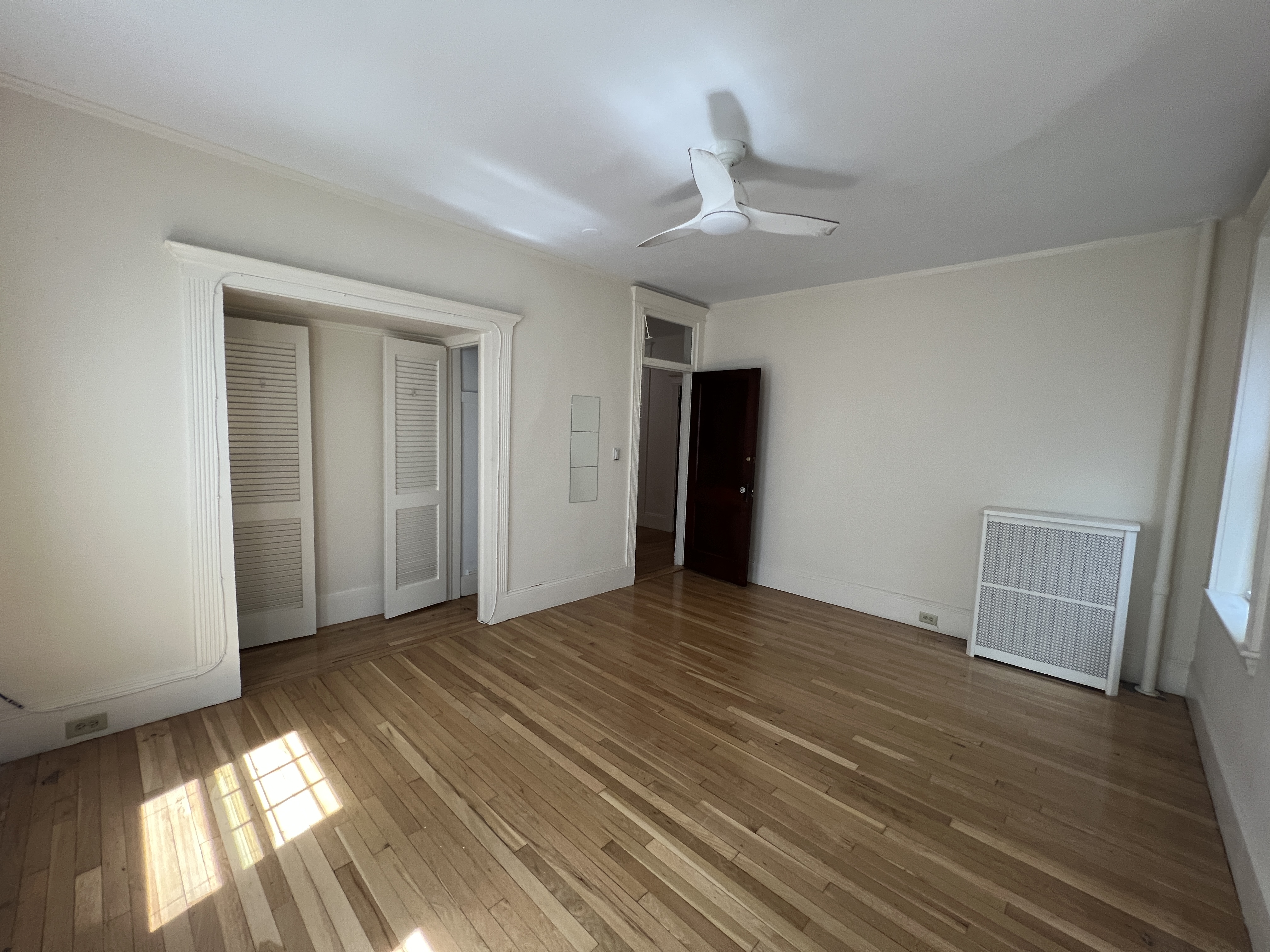 75 Longwood Ave, Longwood