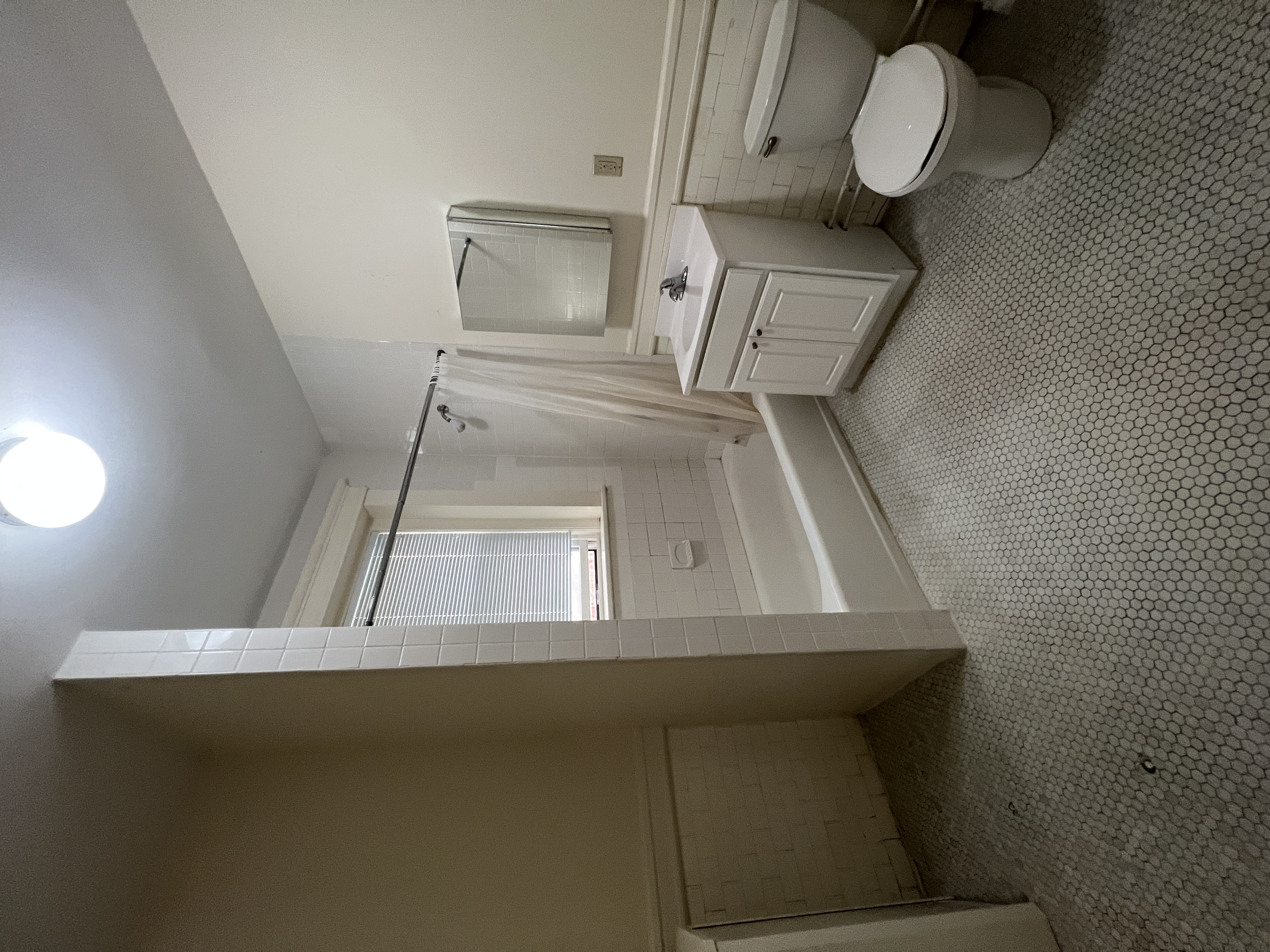 75 Longwood Ave, Longwood