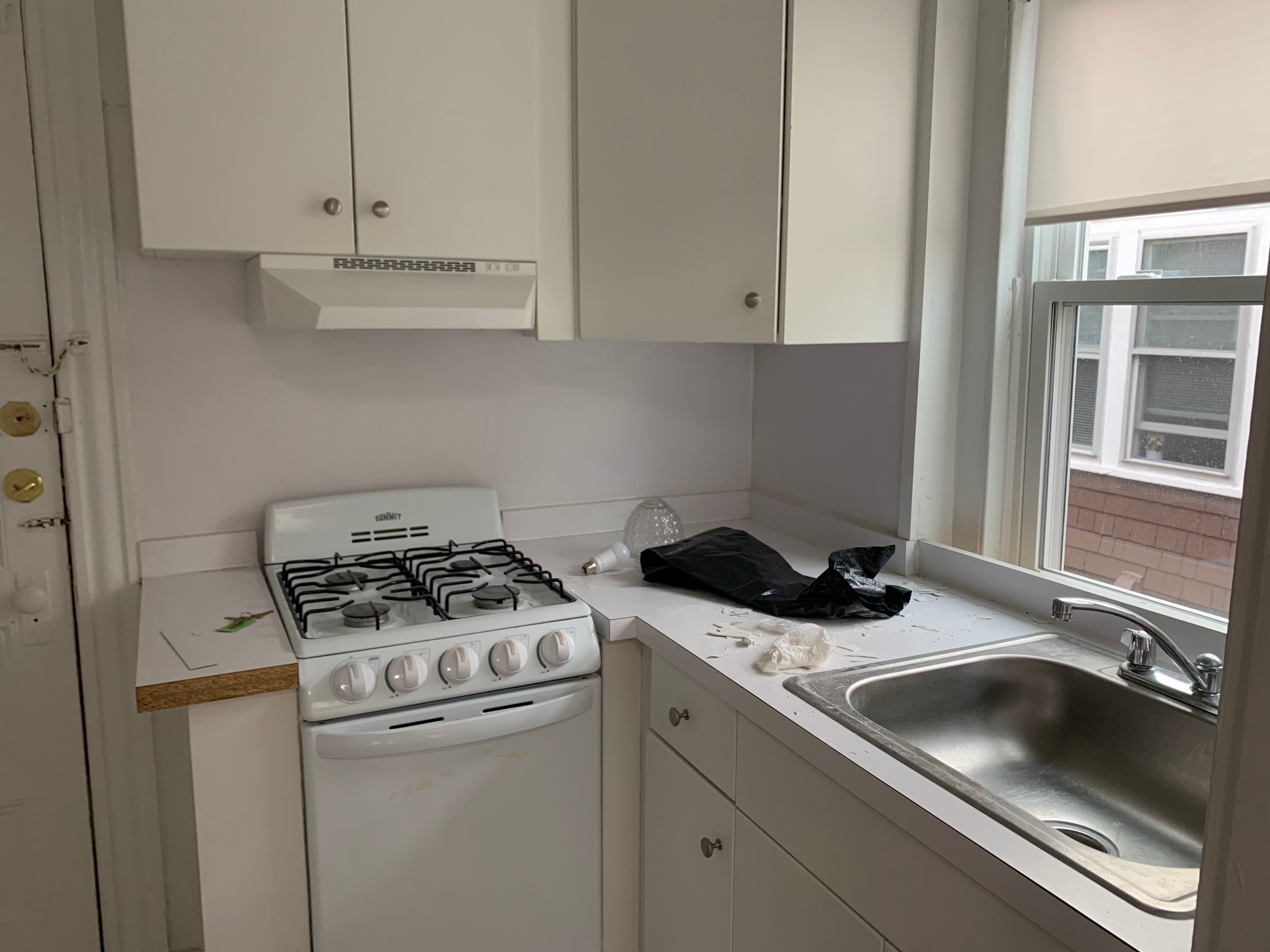 146 Oxford St, Ward Two