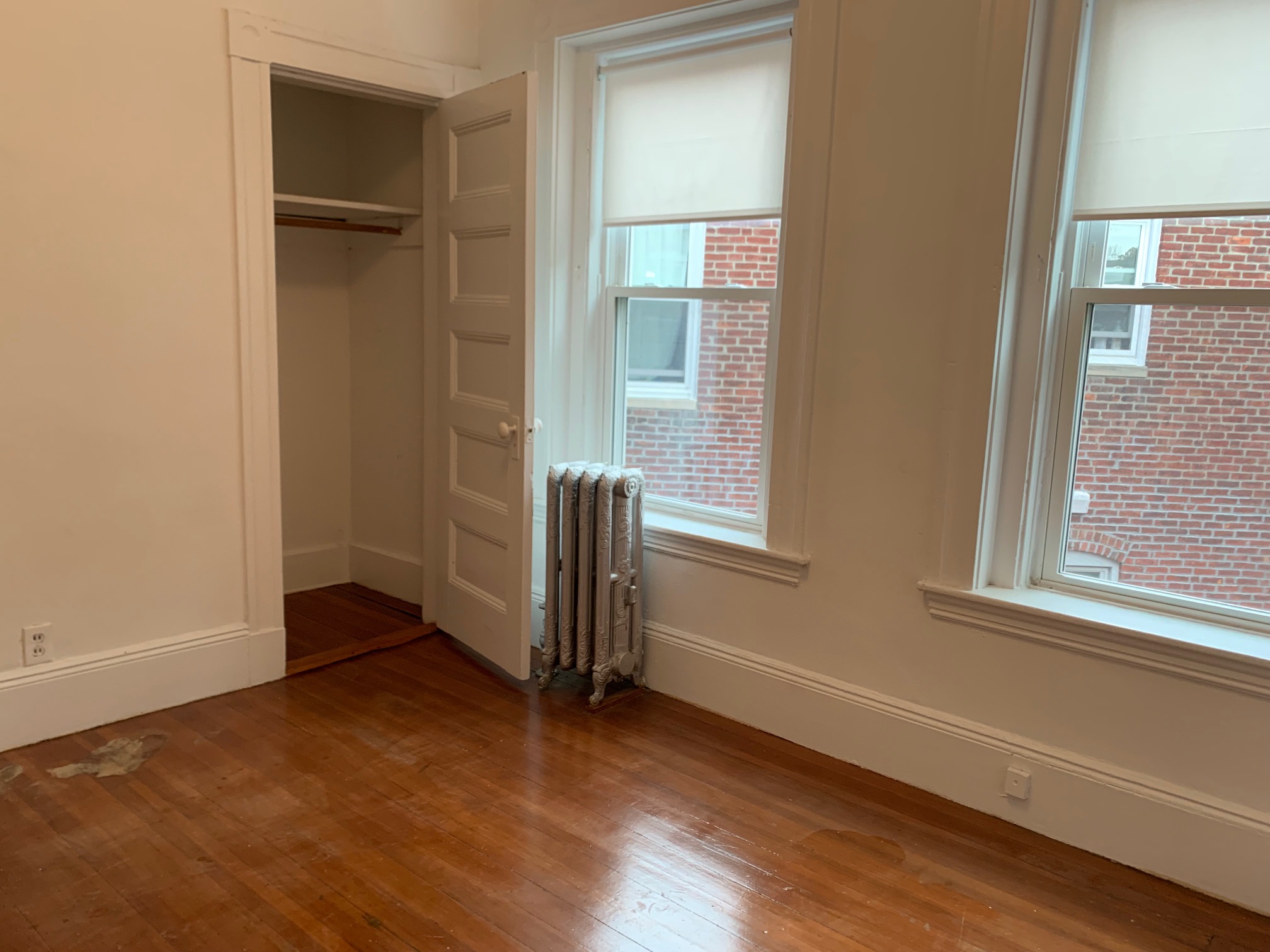 146 Oxford St, Ward Two