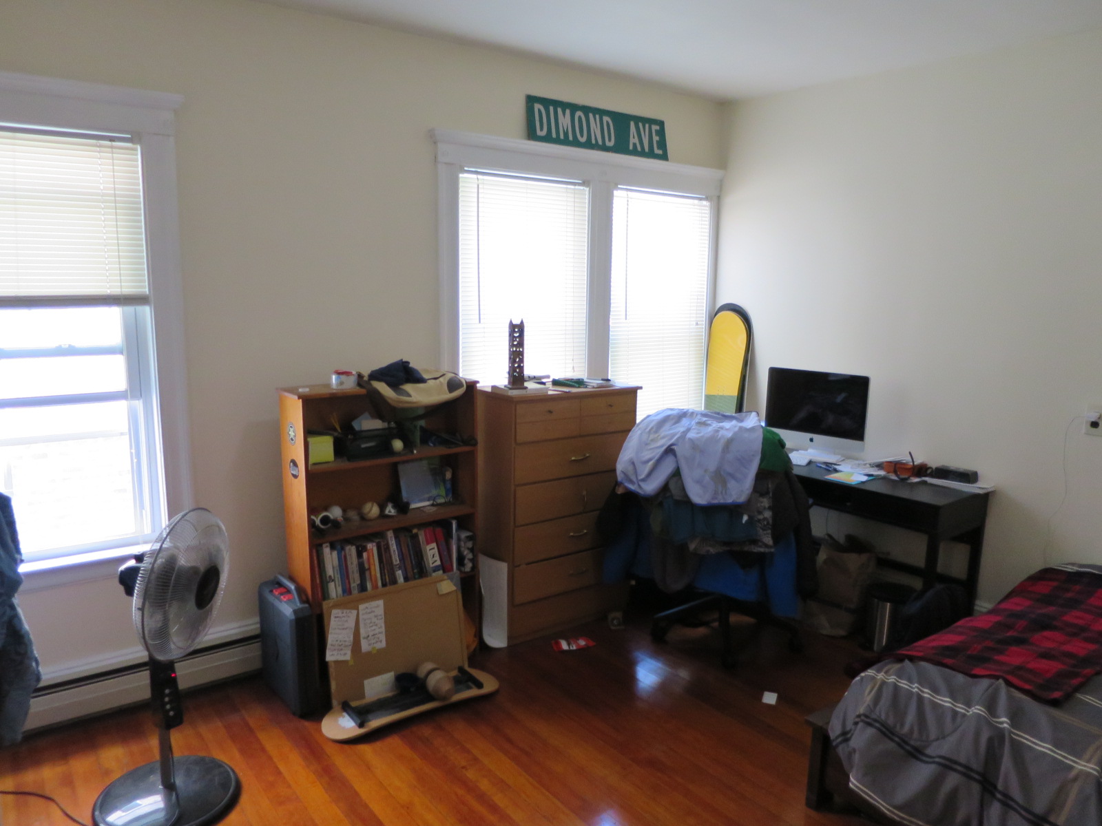 461 Broadway, Ball Square