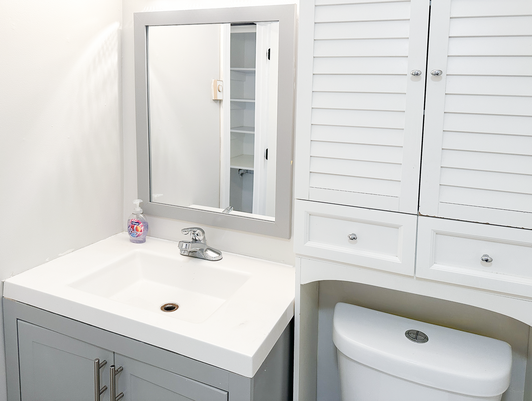 49 Fort Ave, Roxbury