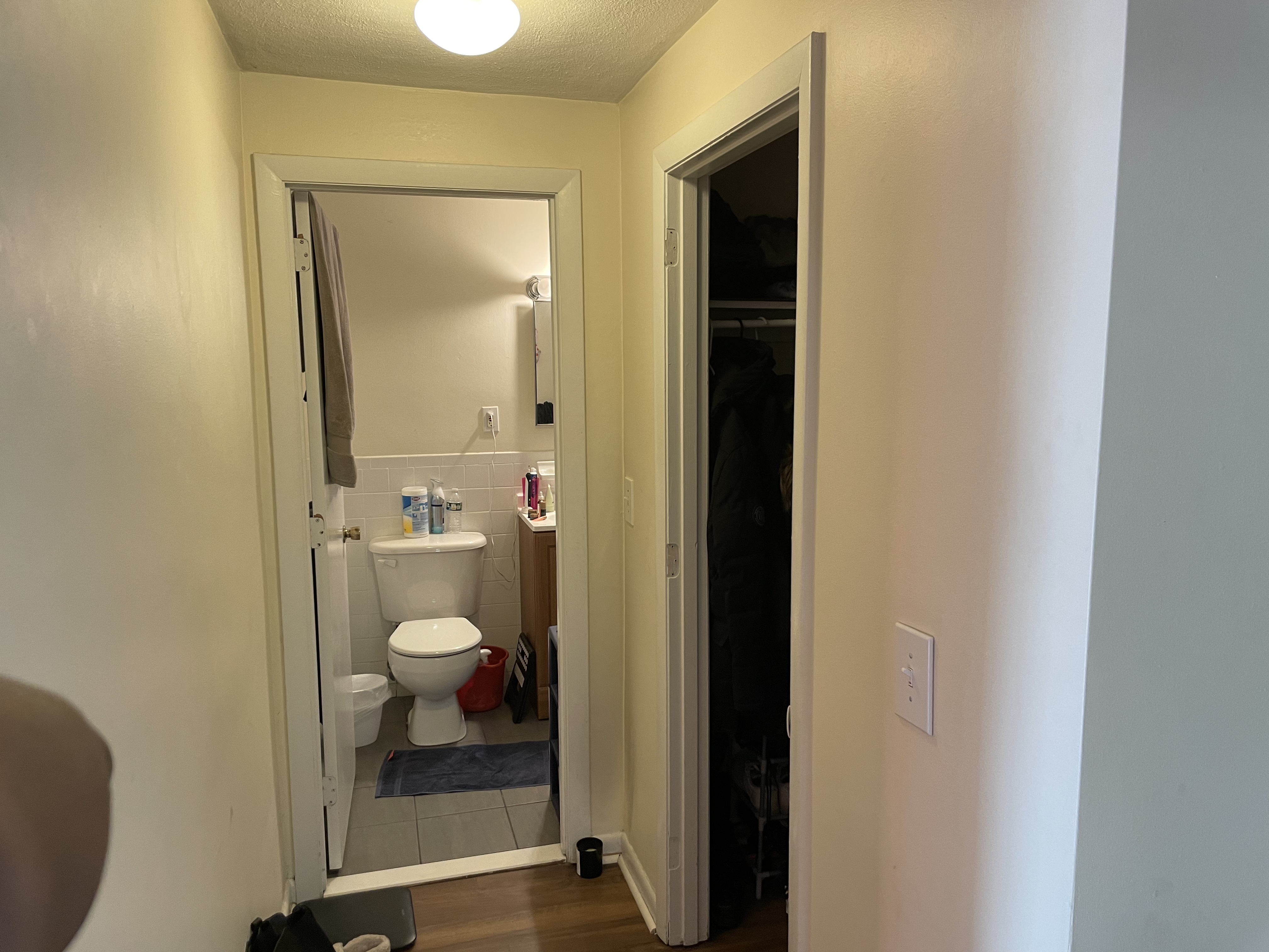 16 Whites Ave, Watertown