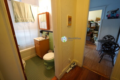 66 Chiswick Rd, Brighton