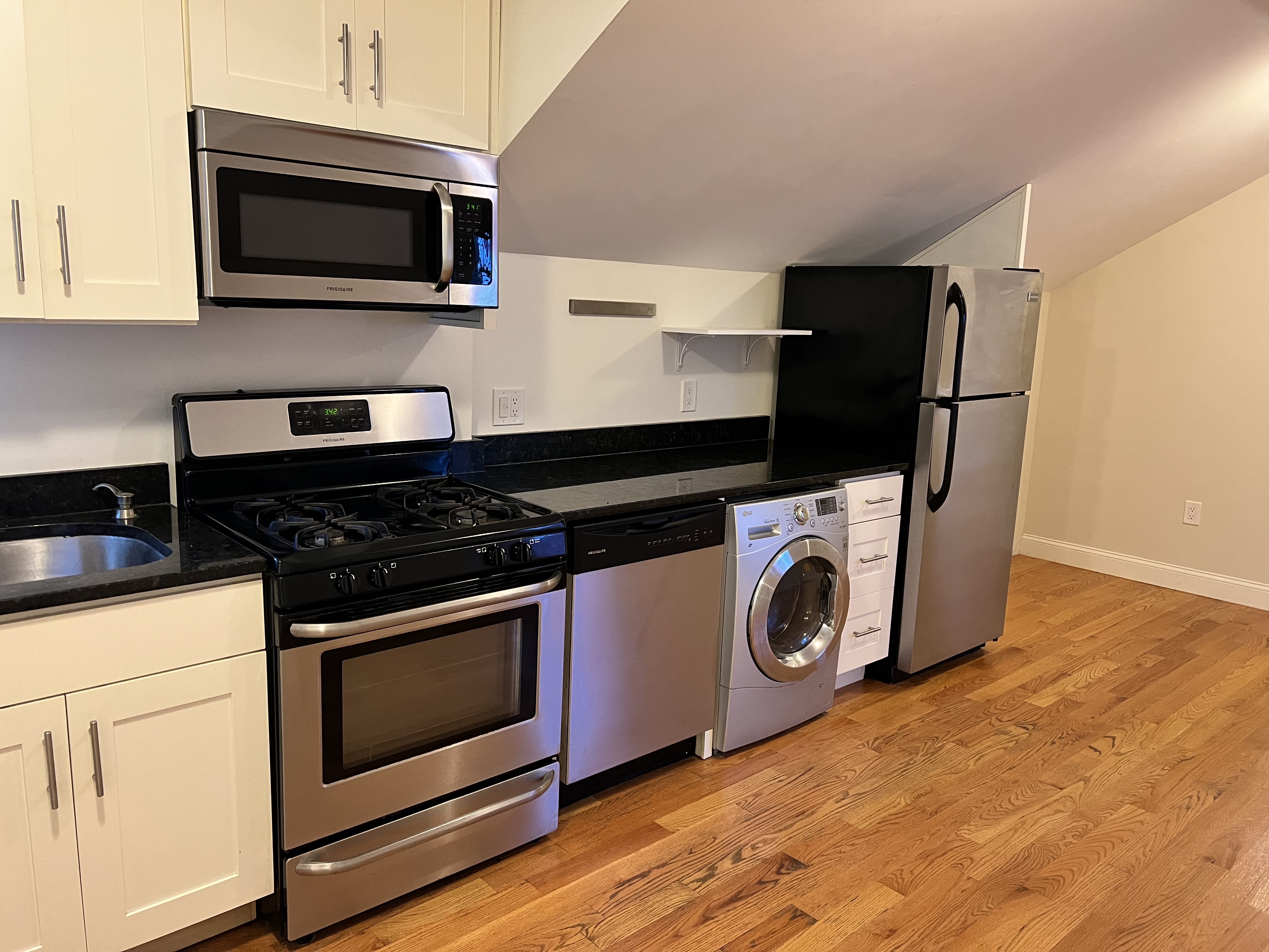 240 Prospect St, Inman Square