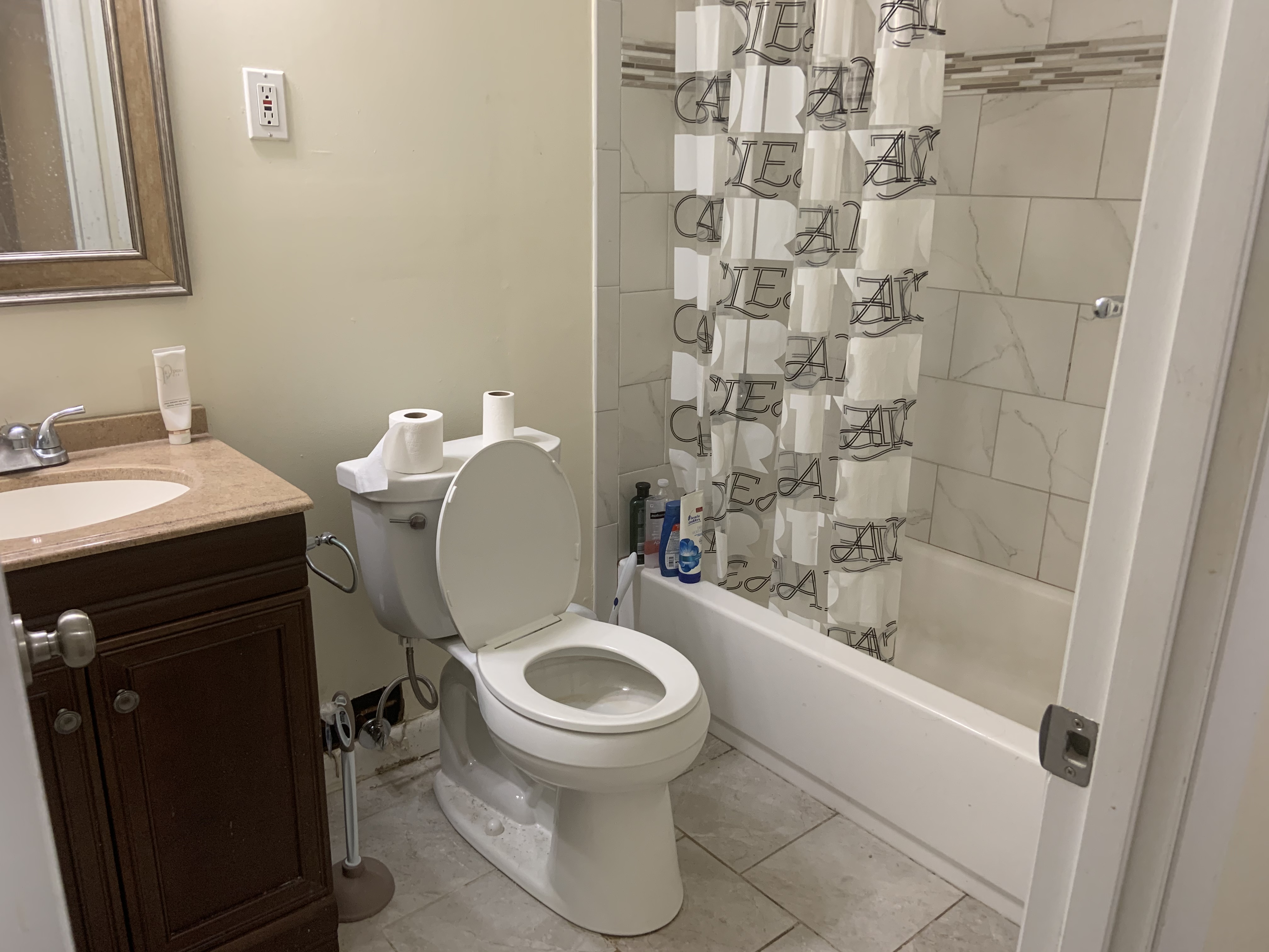 214 Lake Shore Rd, Brighton