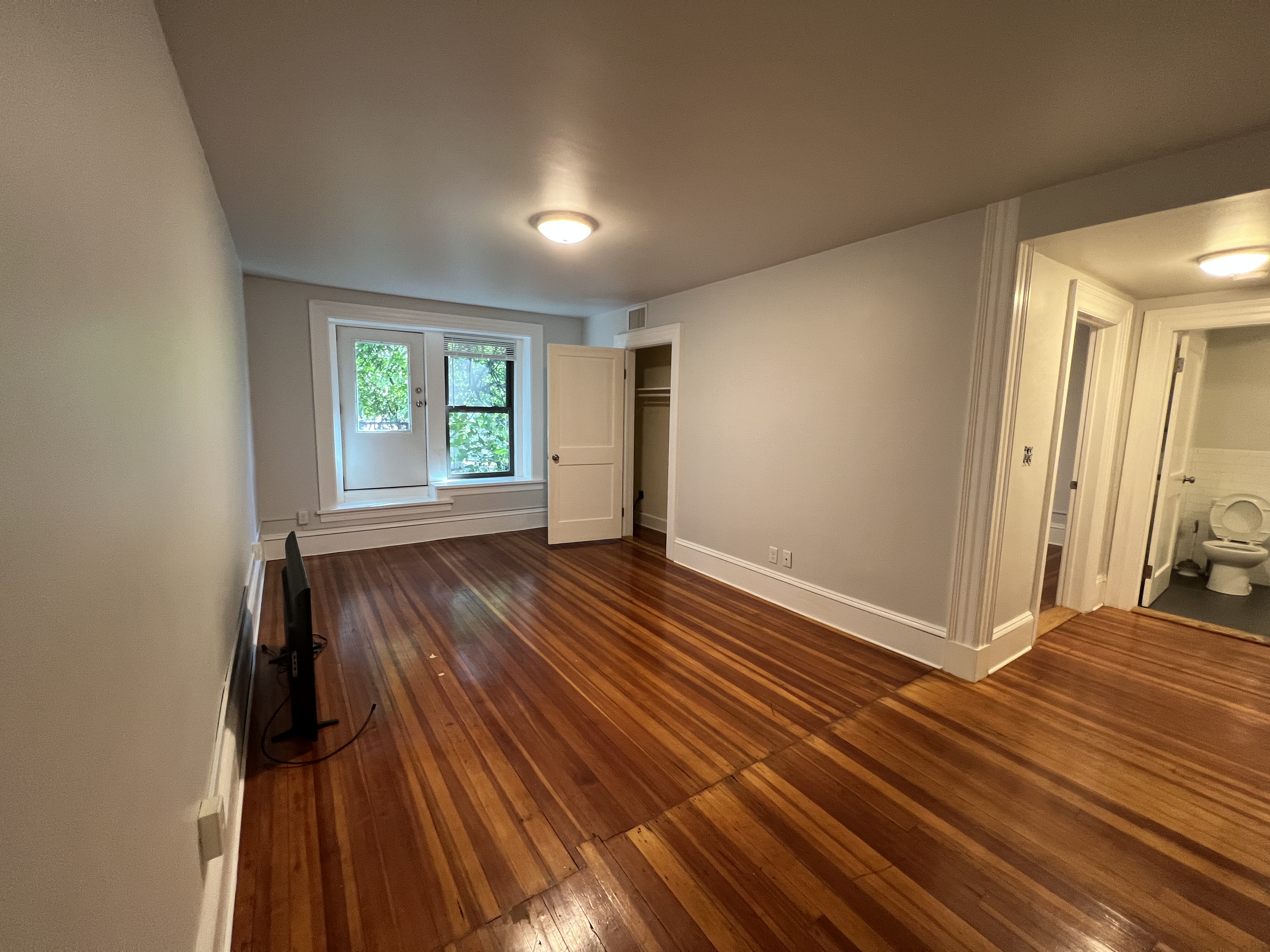 1463 Beacon St, Griggs Park