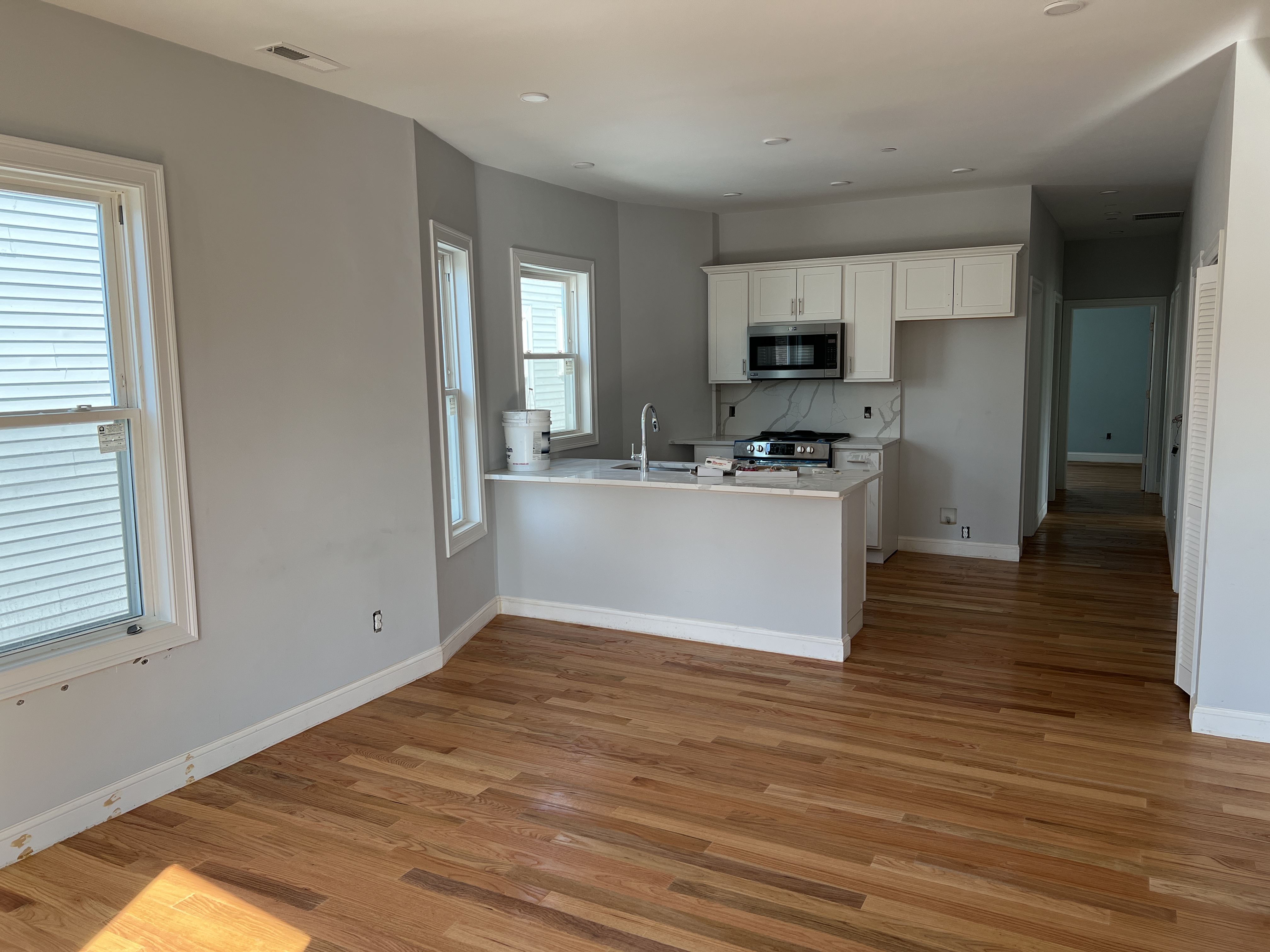 126 Cross St, East Somerville