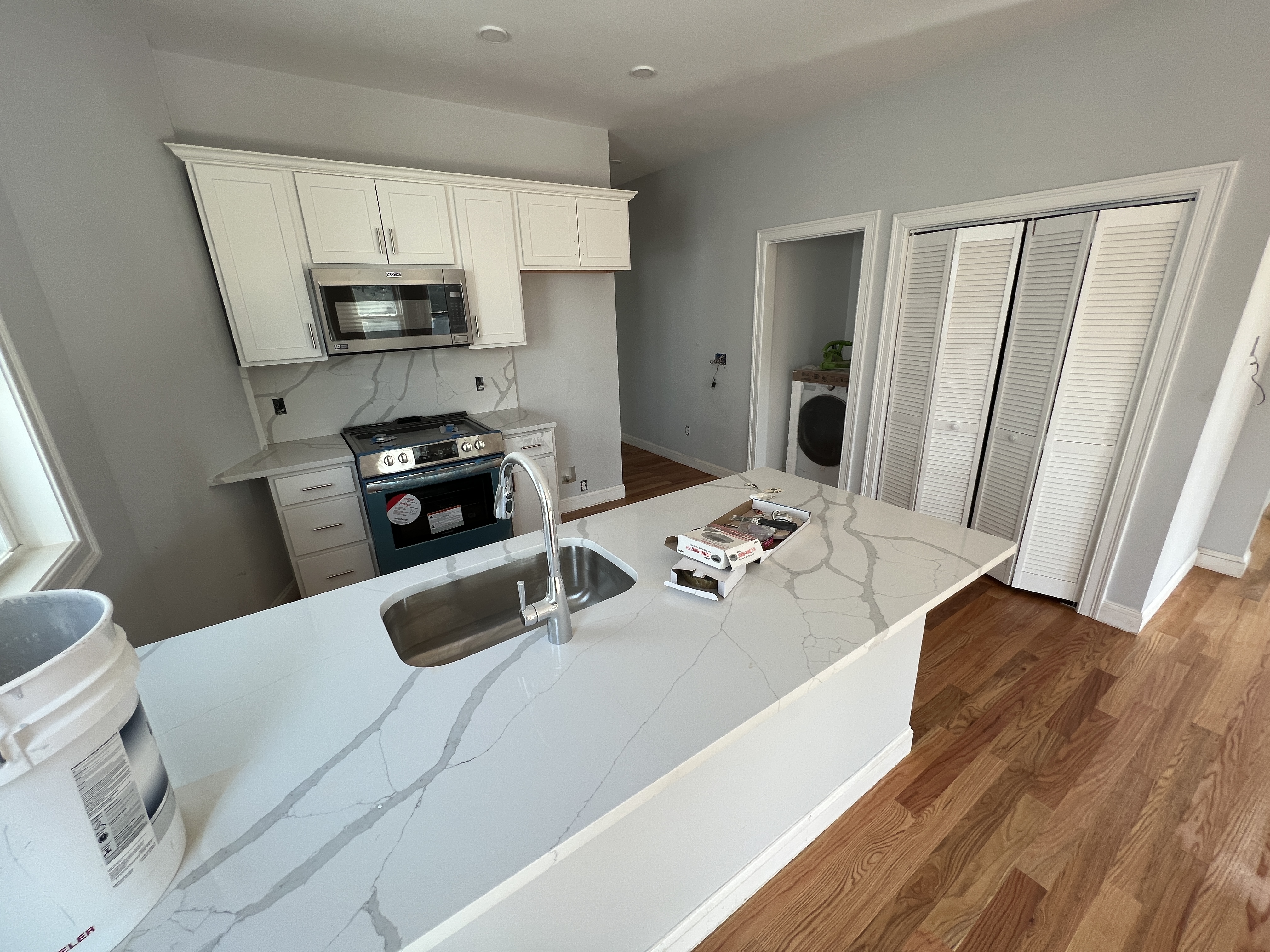 126 Cross St, East Somerville