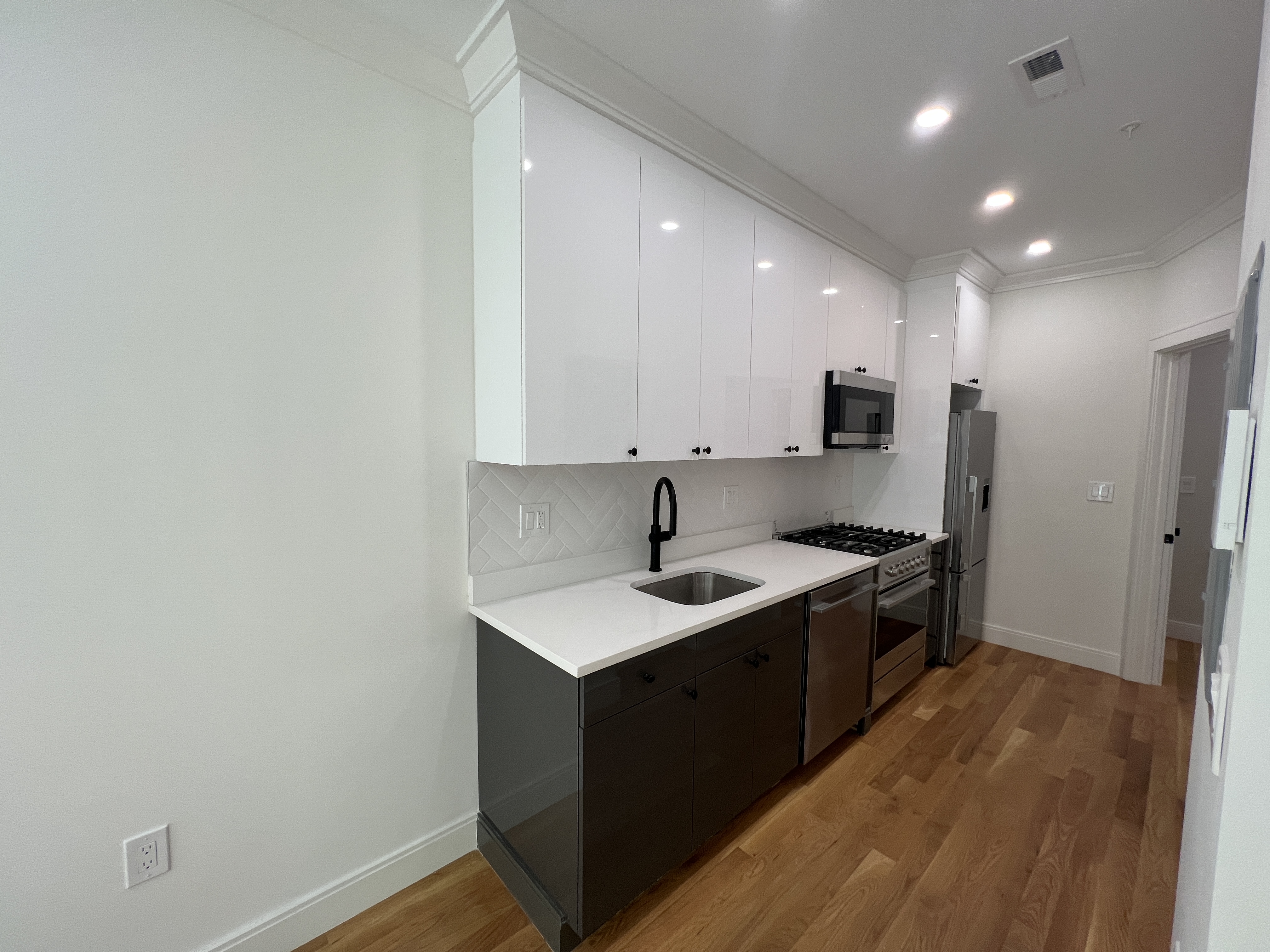 18 Grove St, Beacon Hill