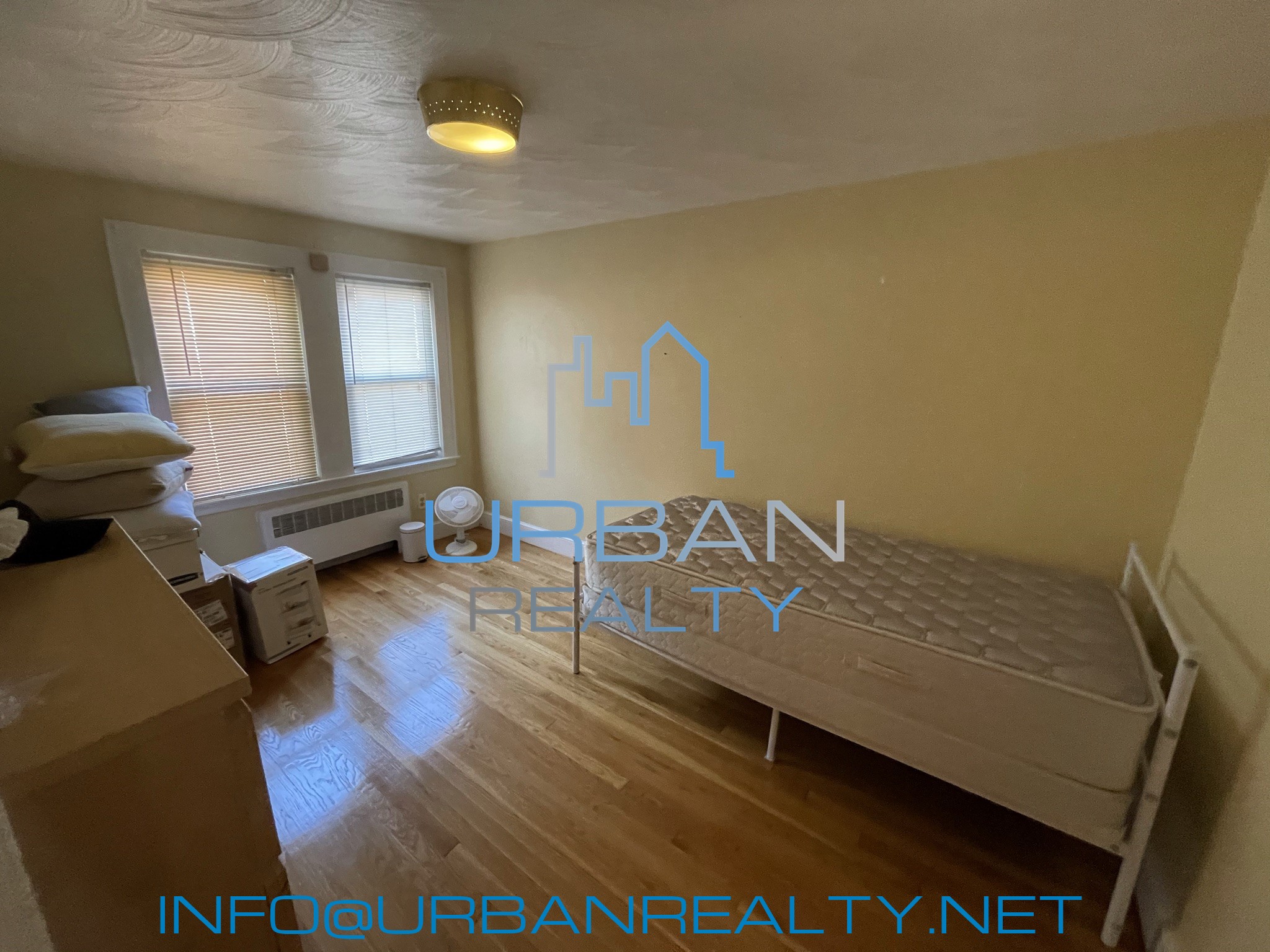 100 Undine Rd, Brighton