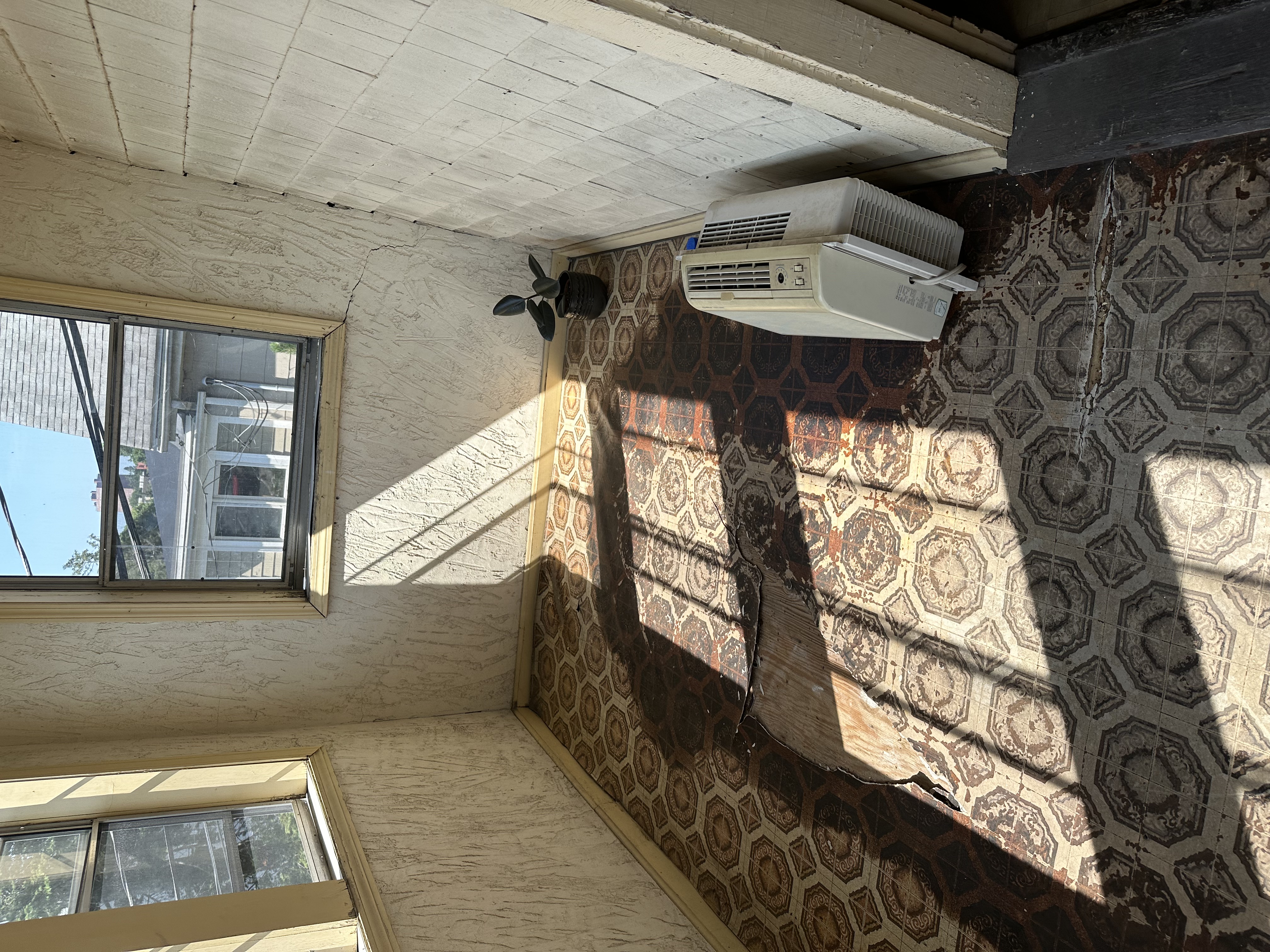 79 Clarendon Ave, Teele Square