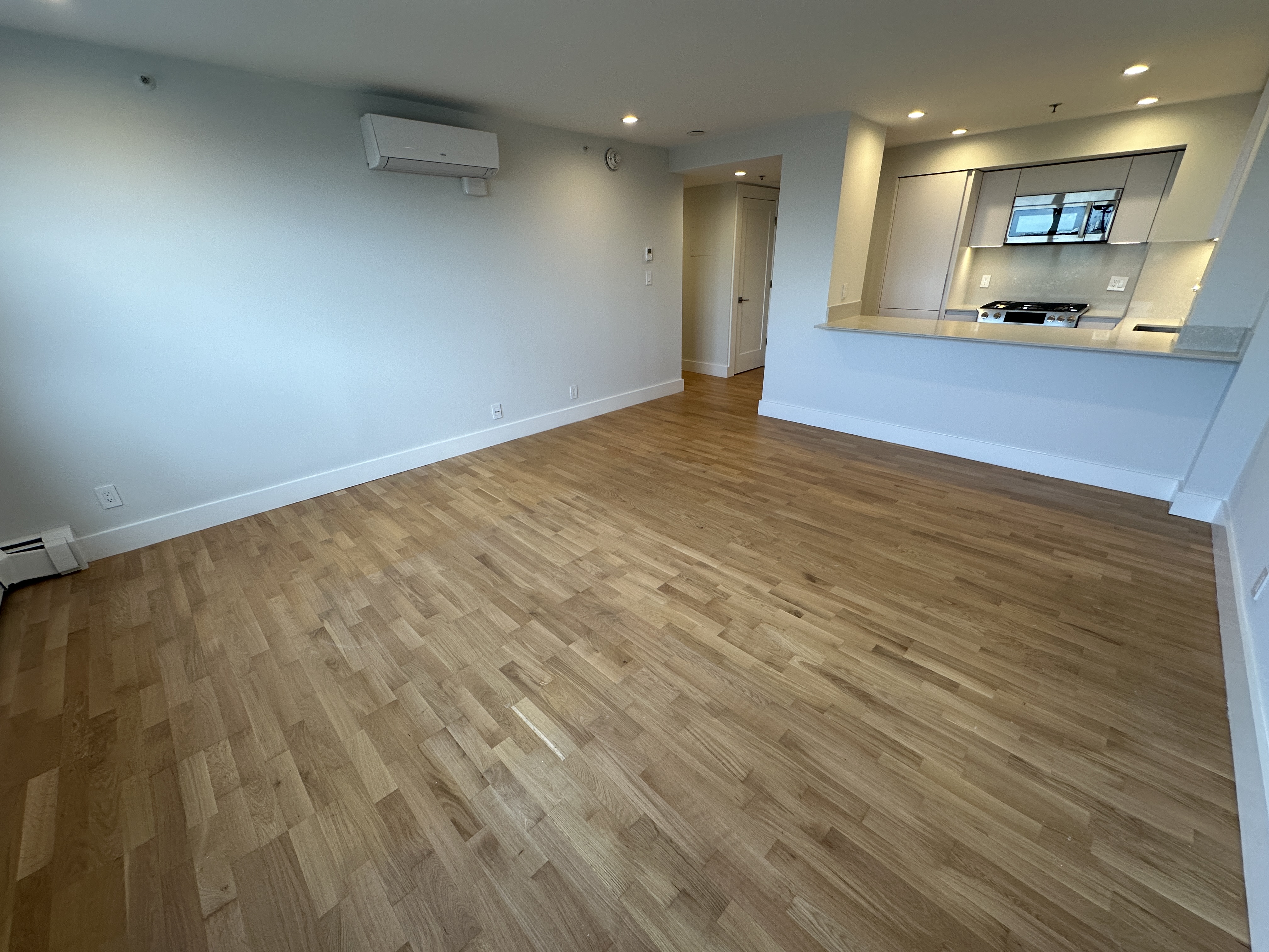 1410 Columbia Rd, South Boston