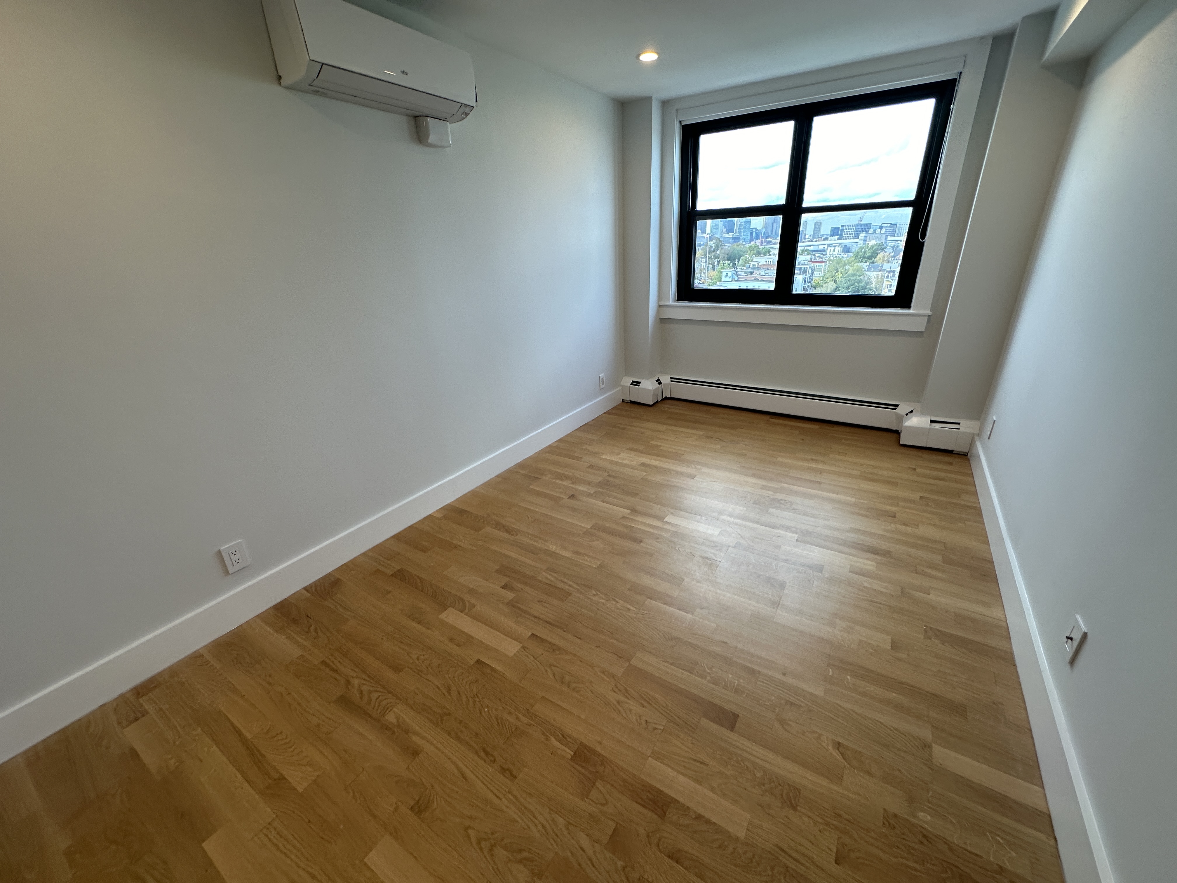 1410 Columbia Rd, South Boston