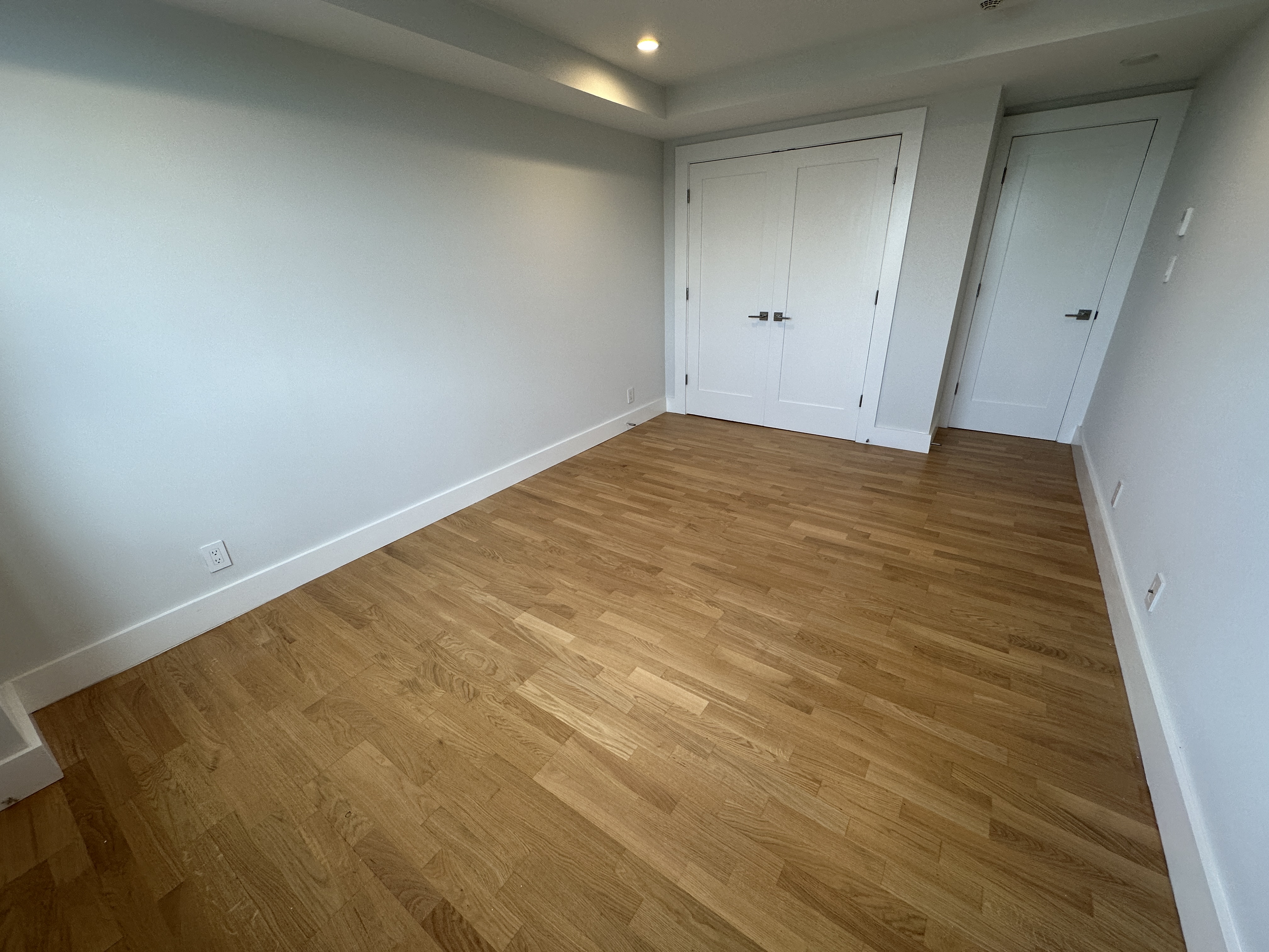 1410 Columbia Rd, South Boston