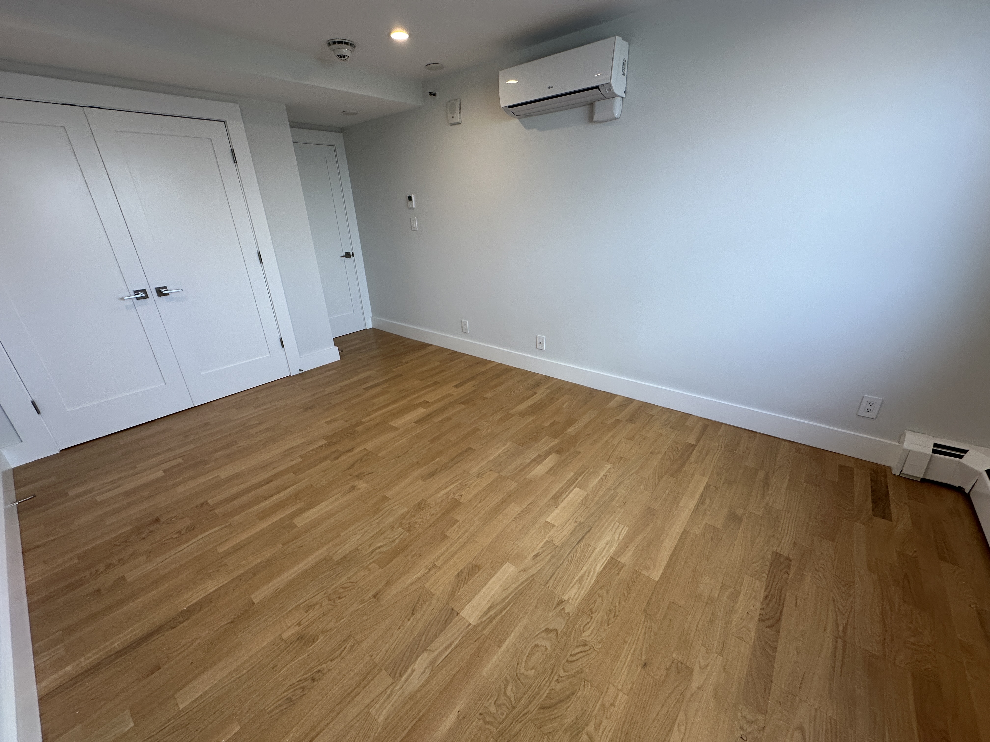 1410 Columbia Rd, South Boston