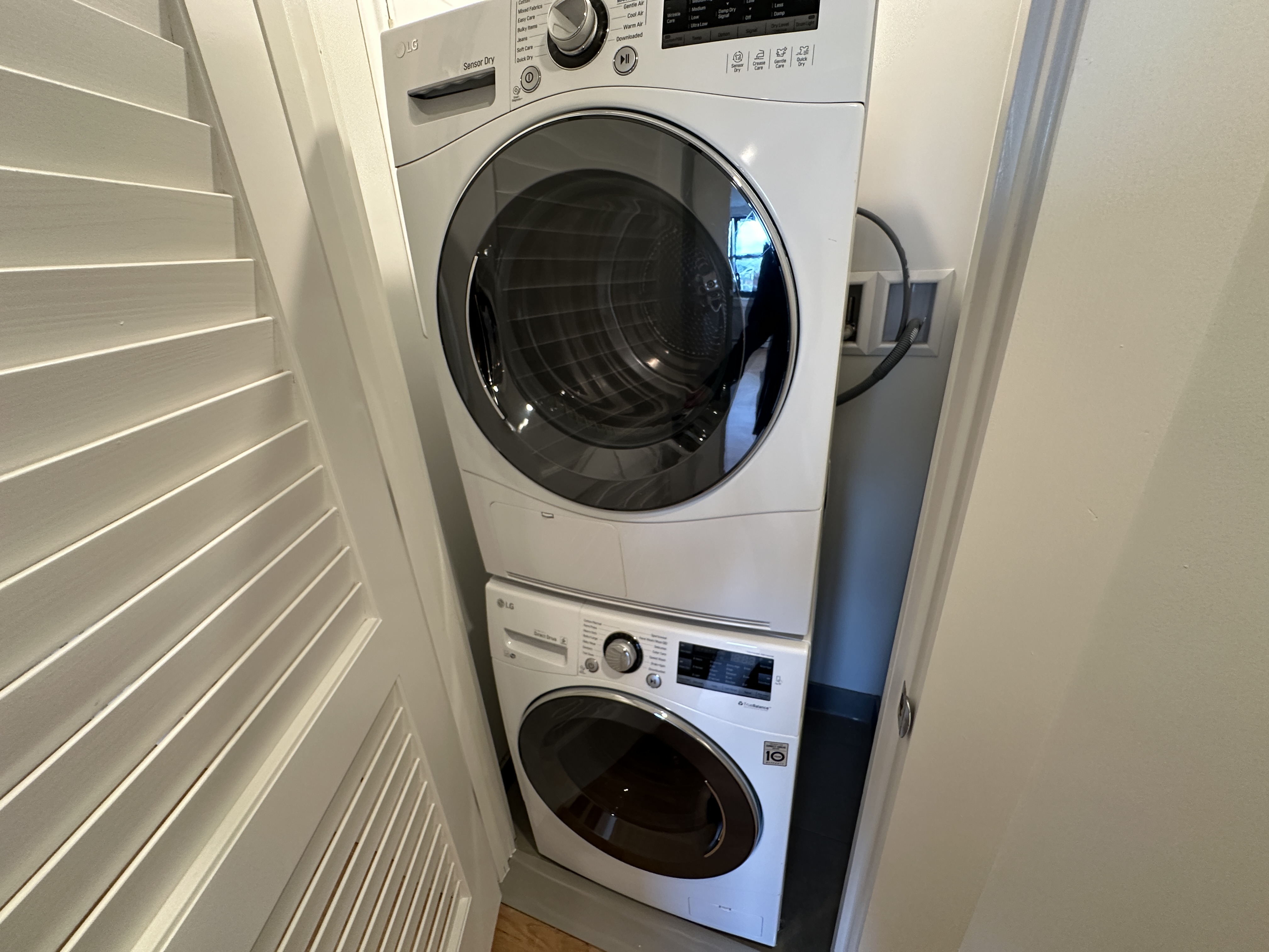 1410 Columbia Rd, South Boston