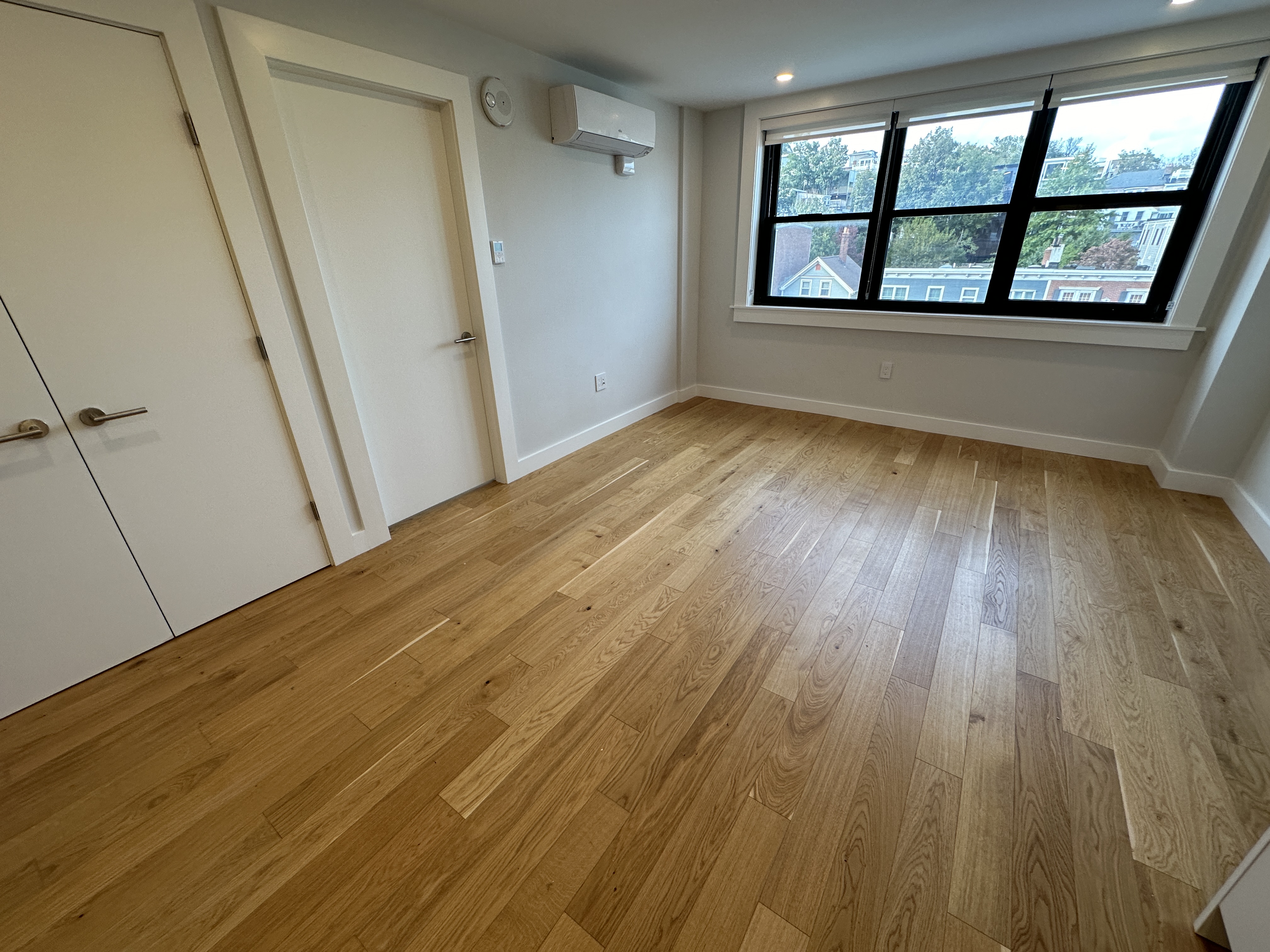 1410 Columbia Rd, South Boston