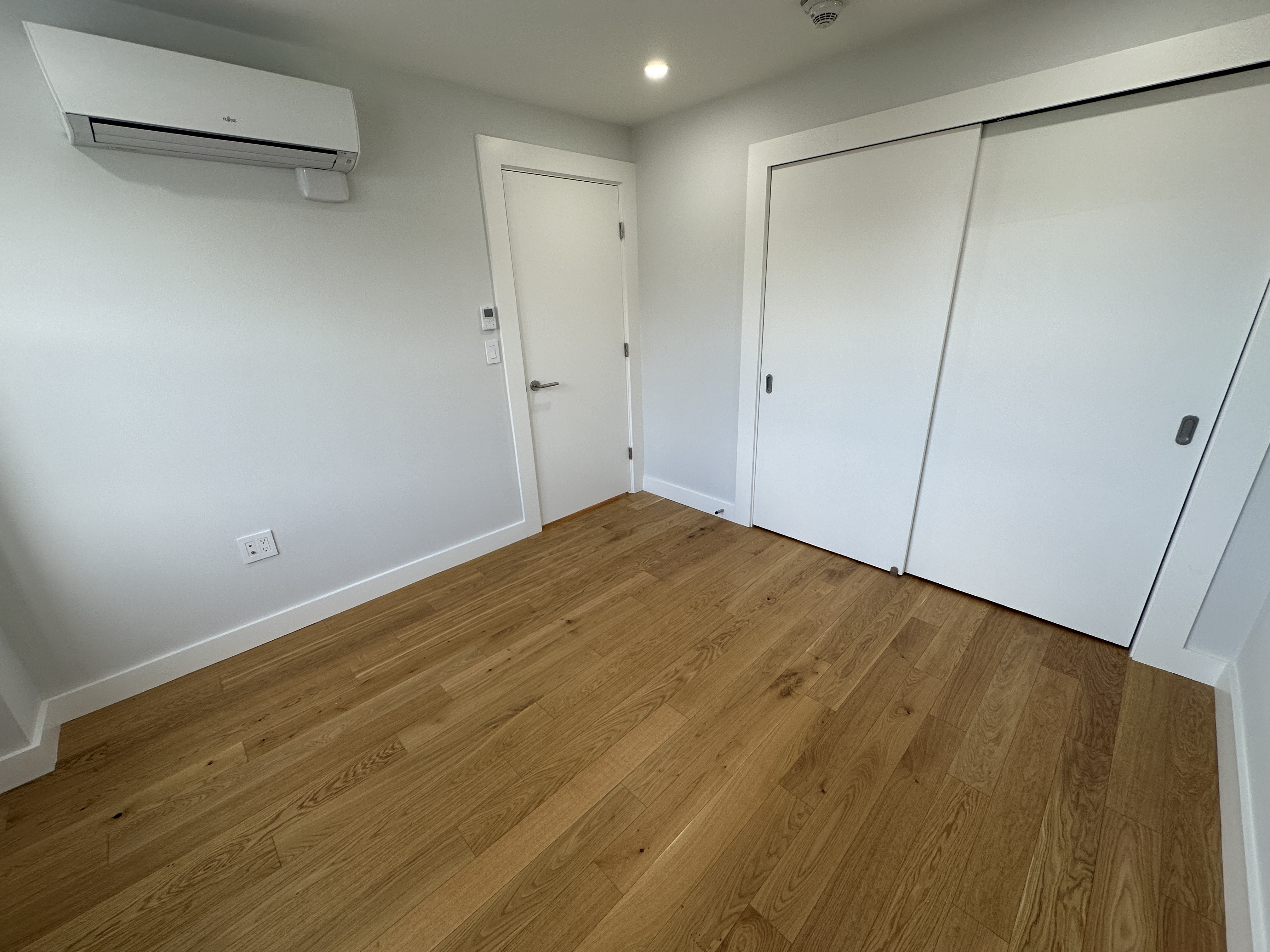 1410 Columbia Rd, South Boston