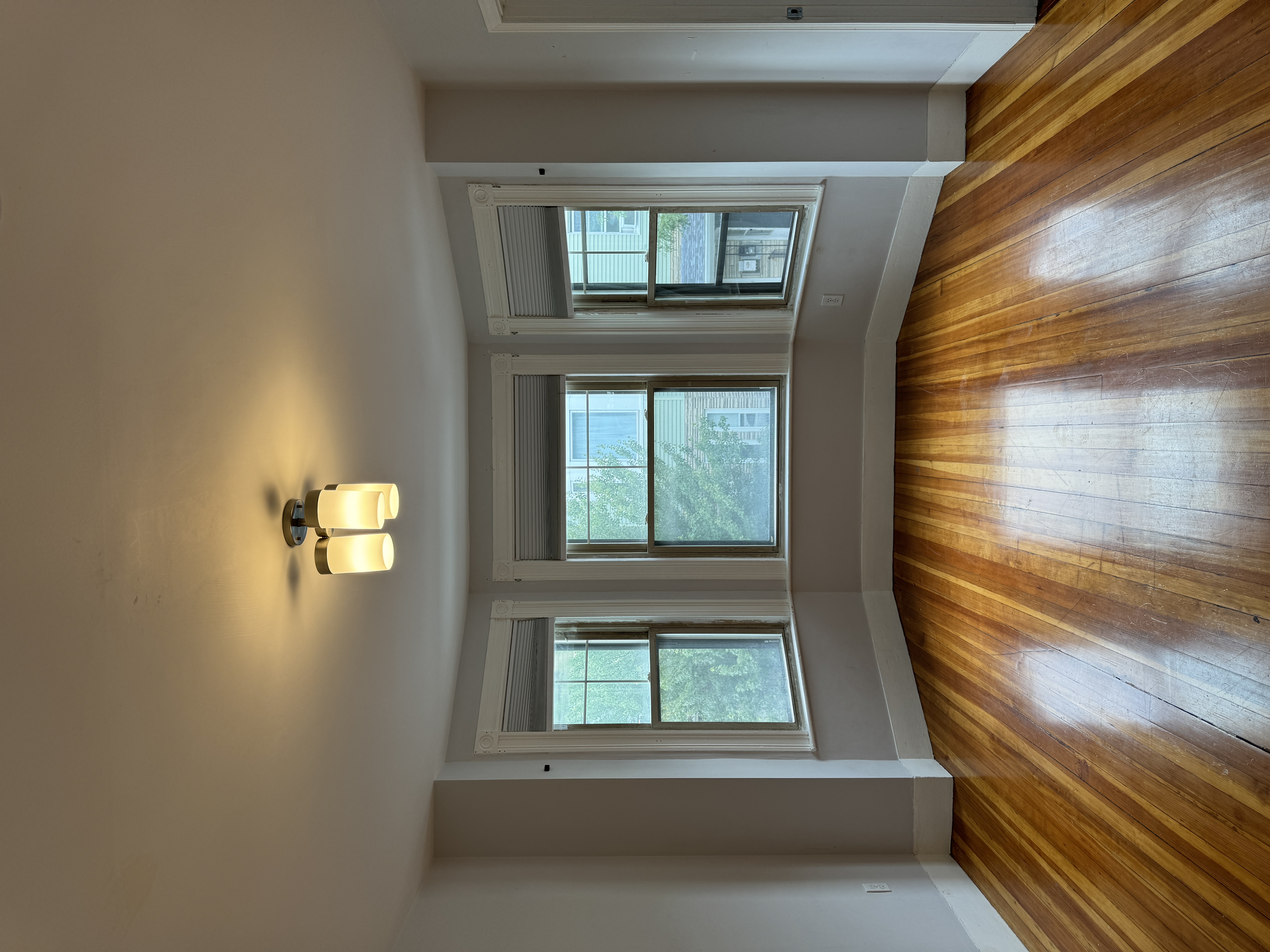 205 Lexington St, East Boston