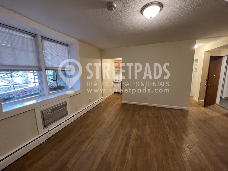 2018 Commonwealth Ave, Brighton