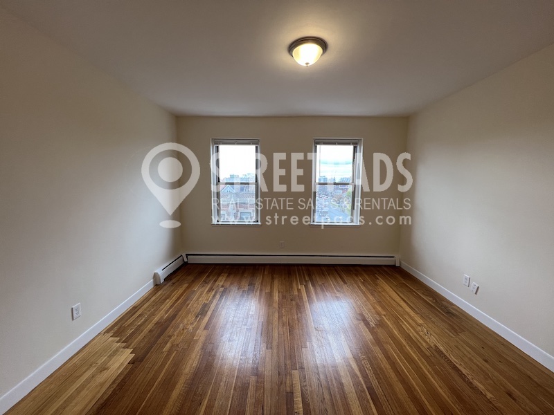 64 Brighton Ave, Allston