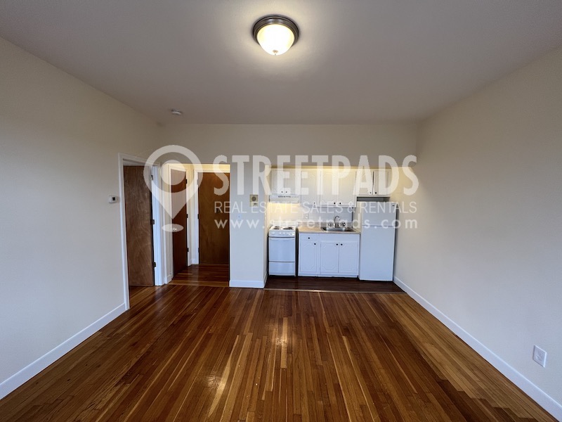 64 Brighton Ave, Allston