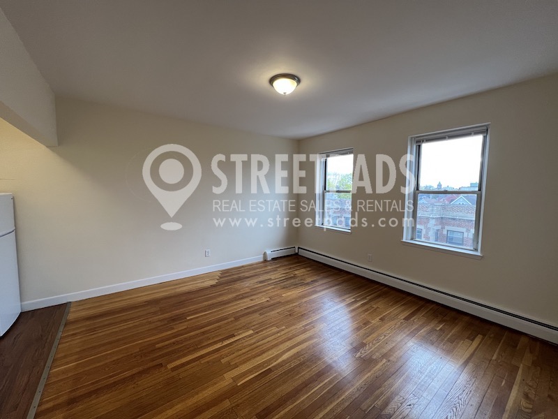 64 Brighton Ave, Allston