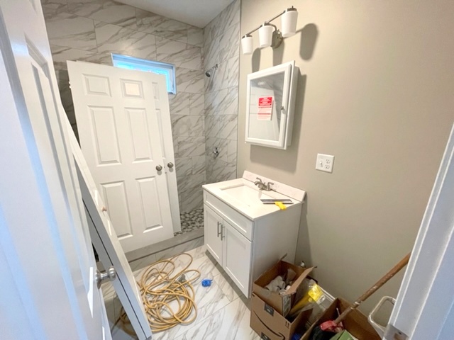 21 Harris Rd, Medford