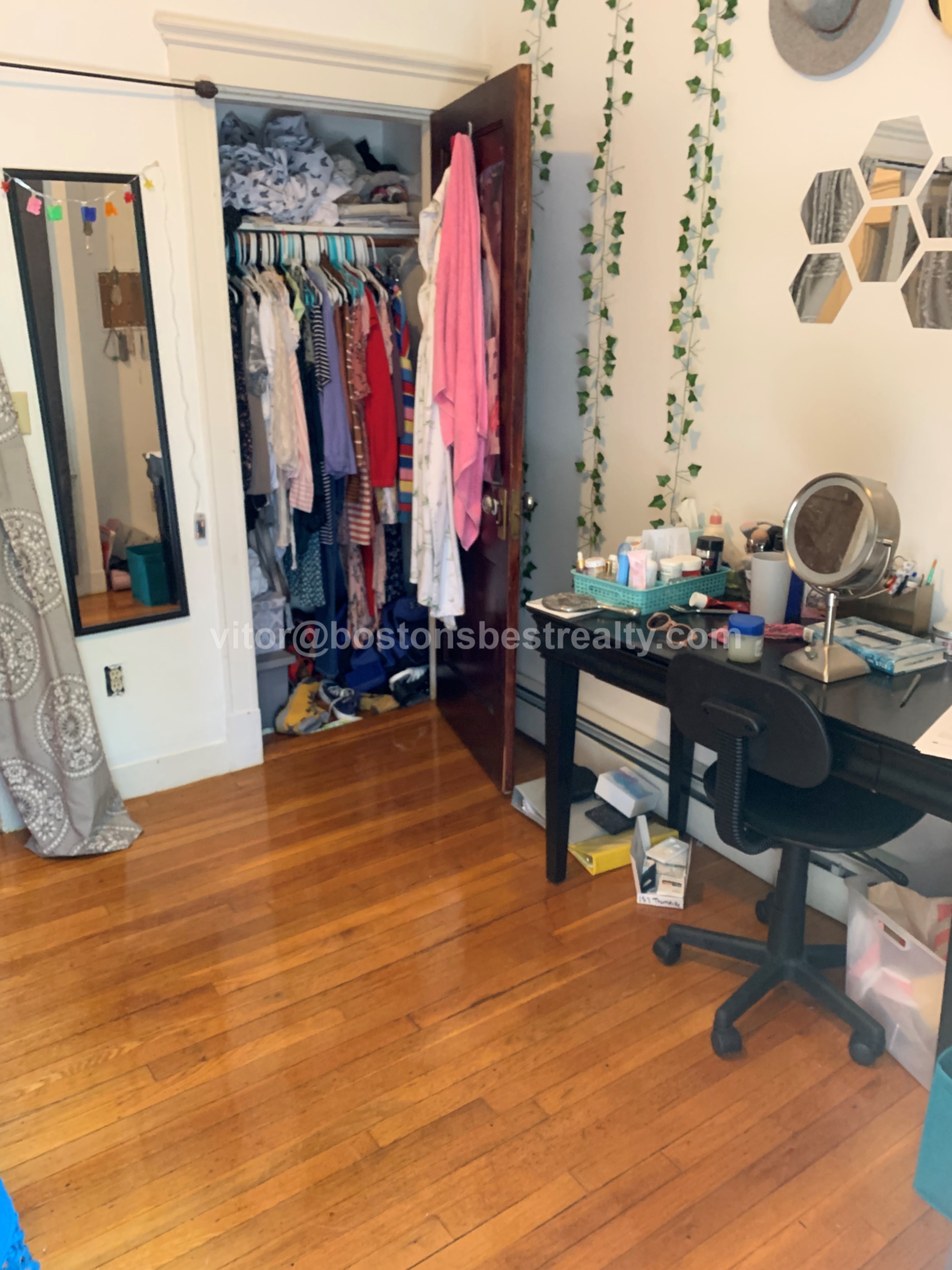 157 Thorndike St, Coolidge Corner