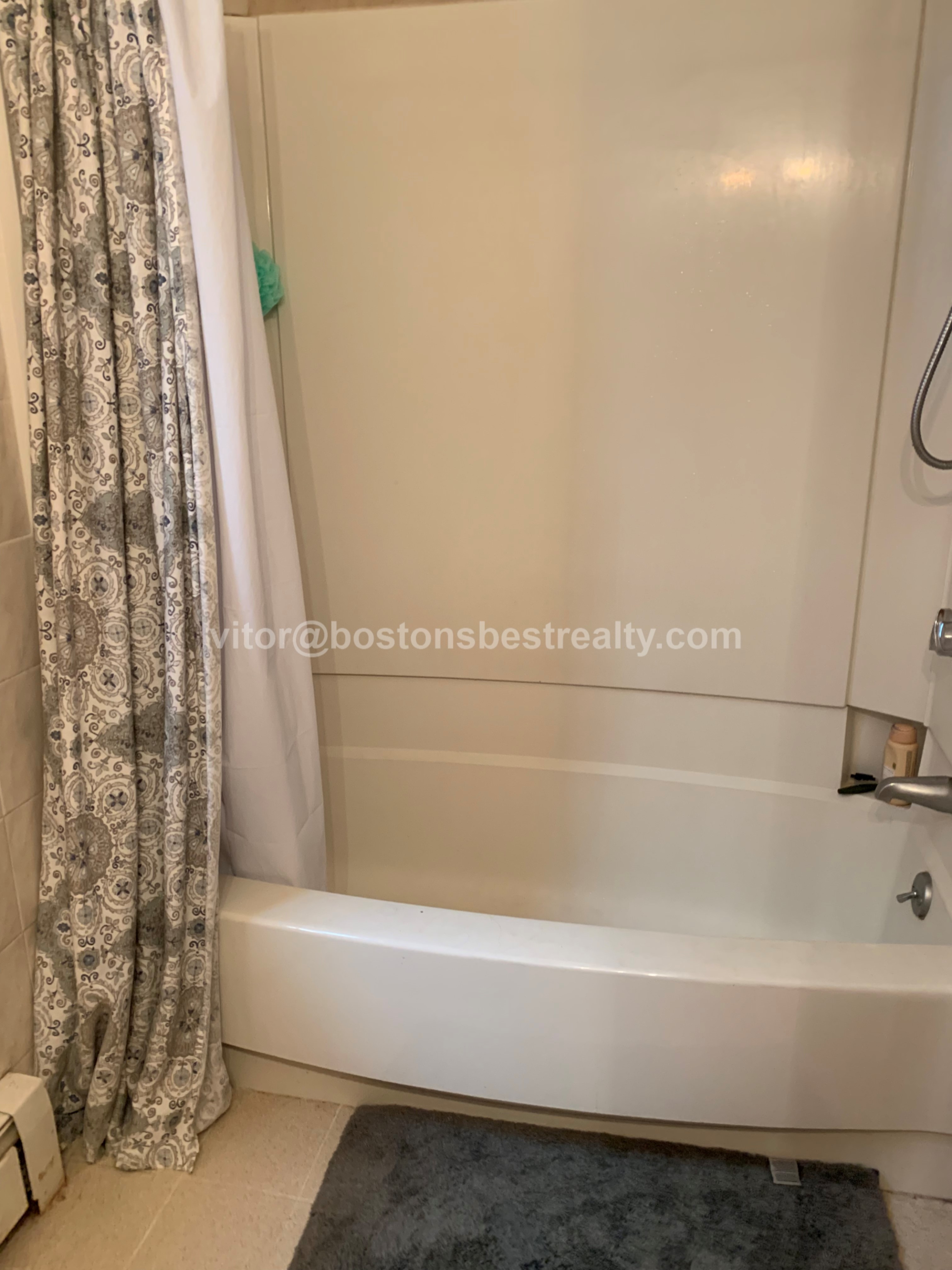 157 Thorndike St, Coolidge Corner