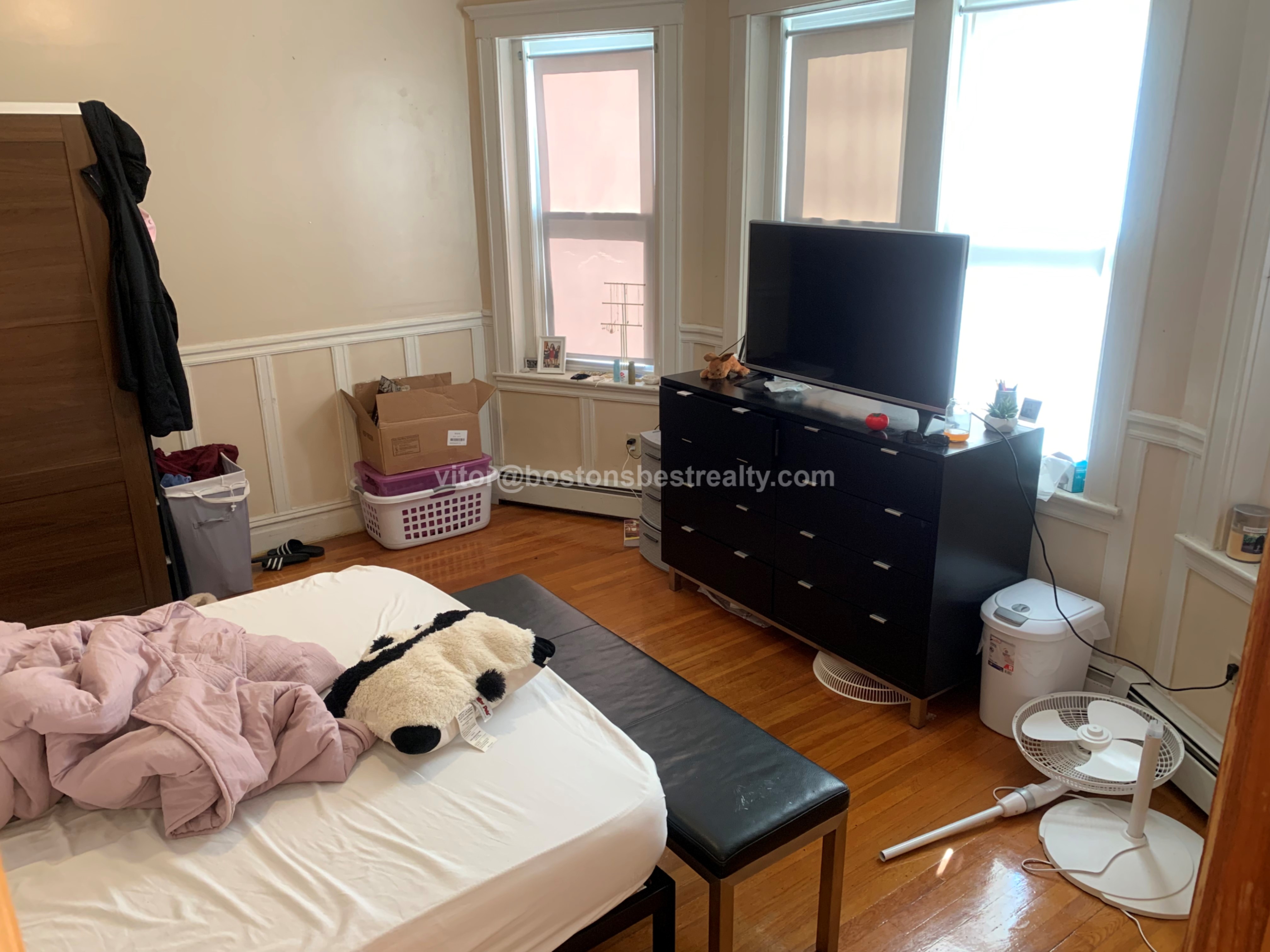 157 Thorndike St, Coolidge Corner