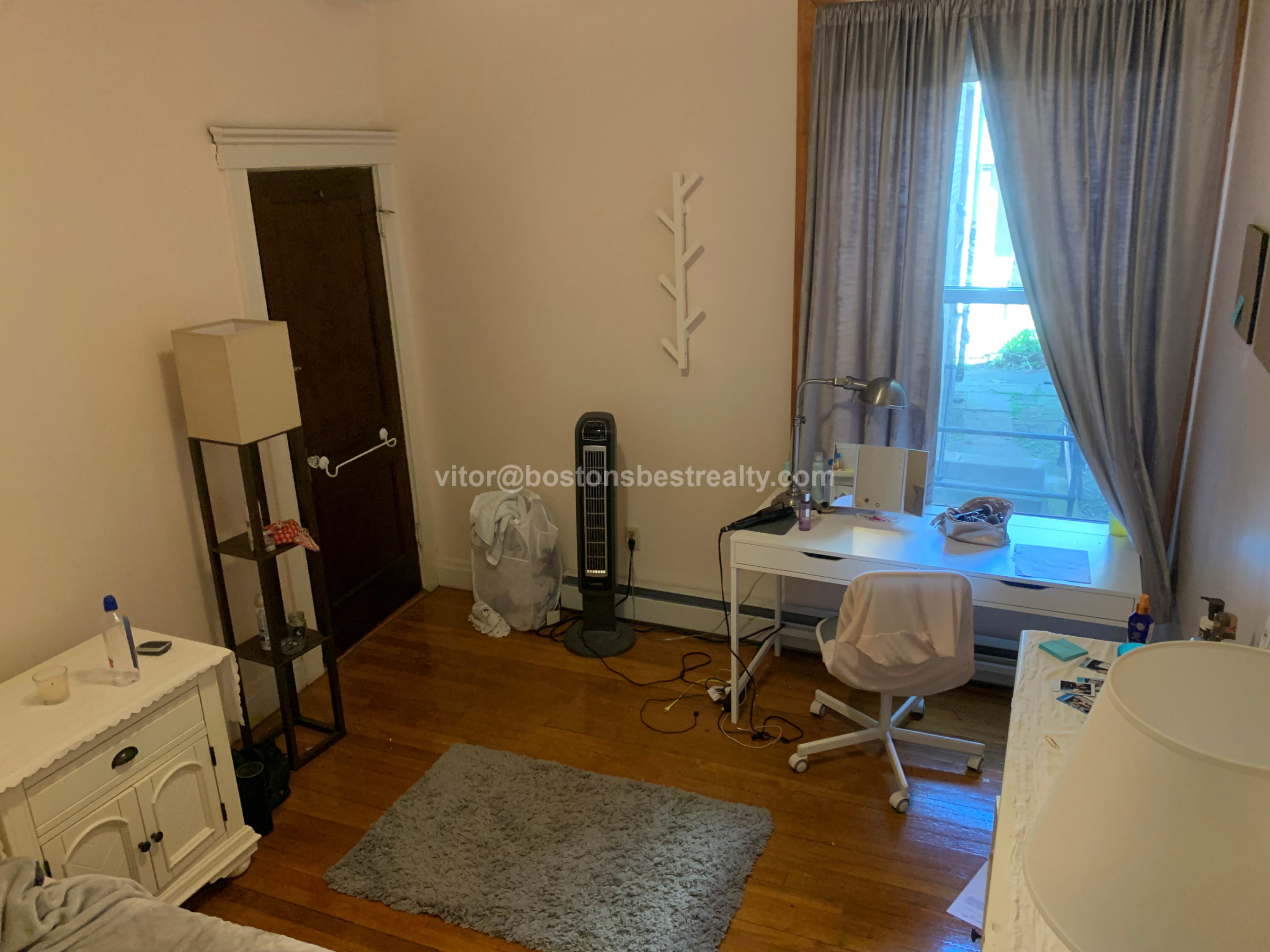 157 Thorndike St, Coolidge Corner