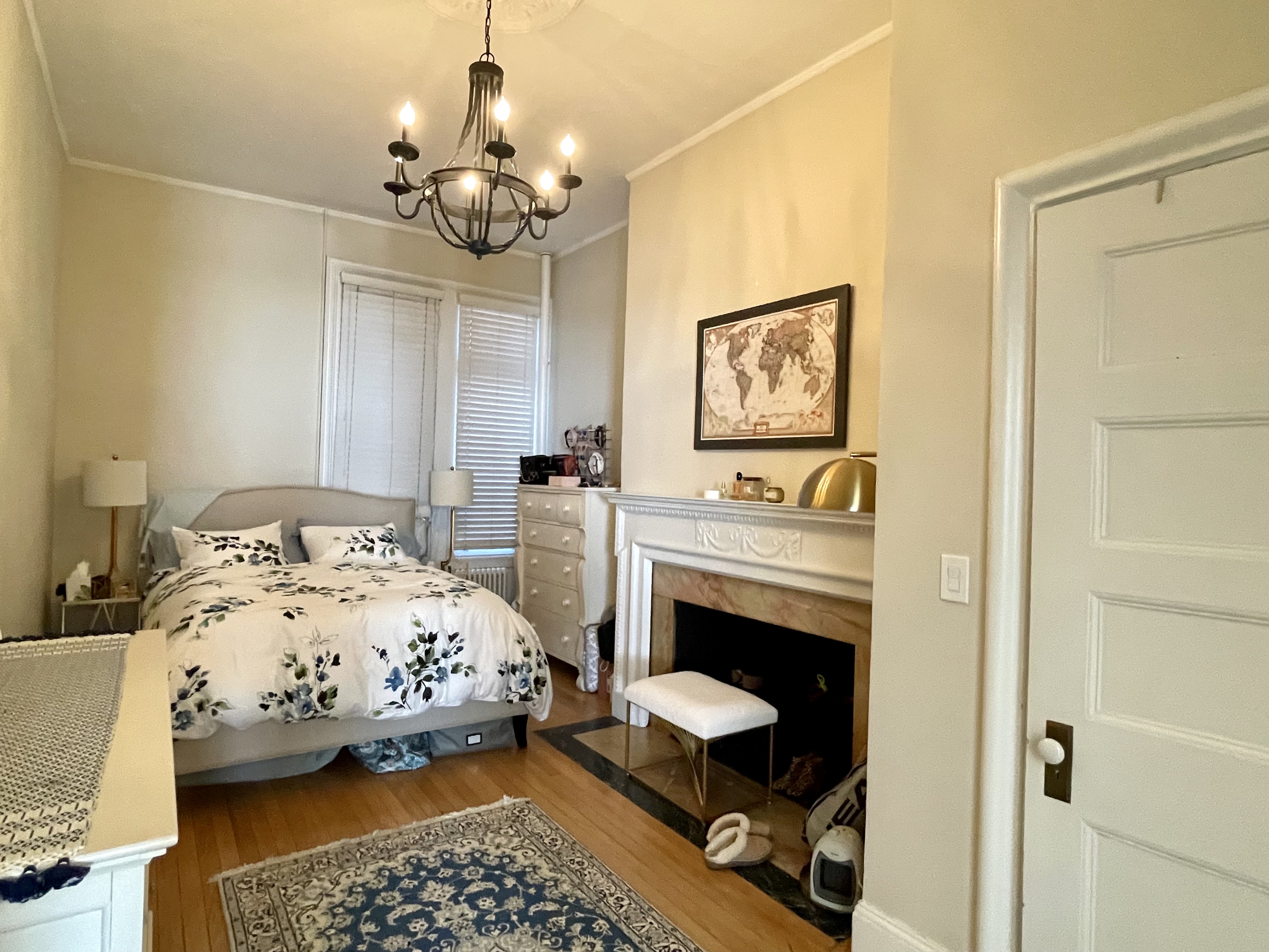 246 Beacon St, Back Bay