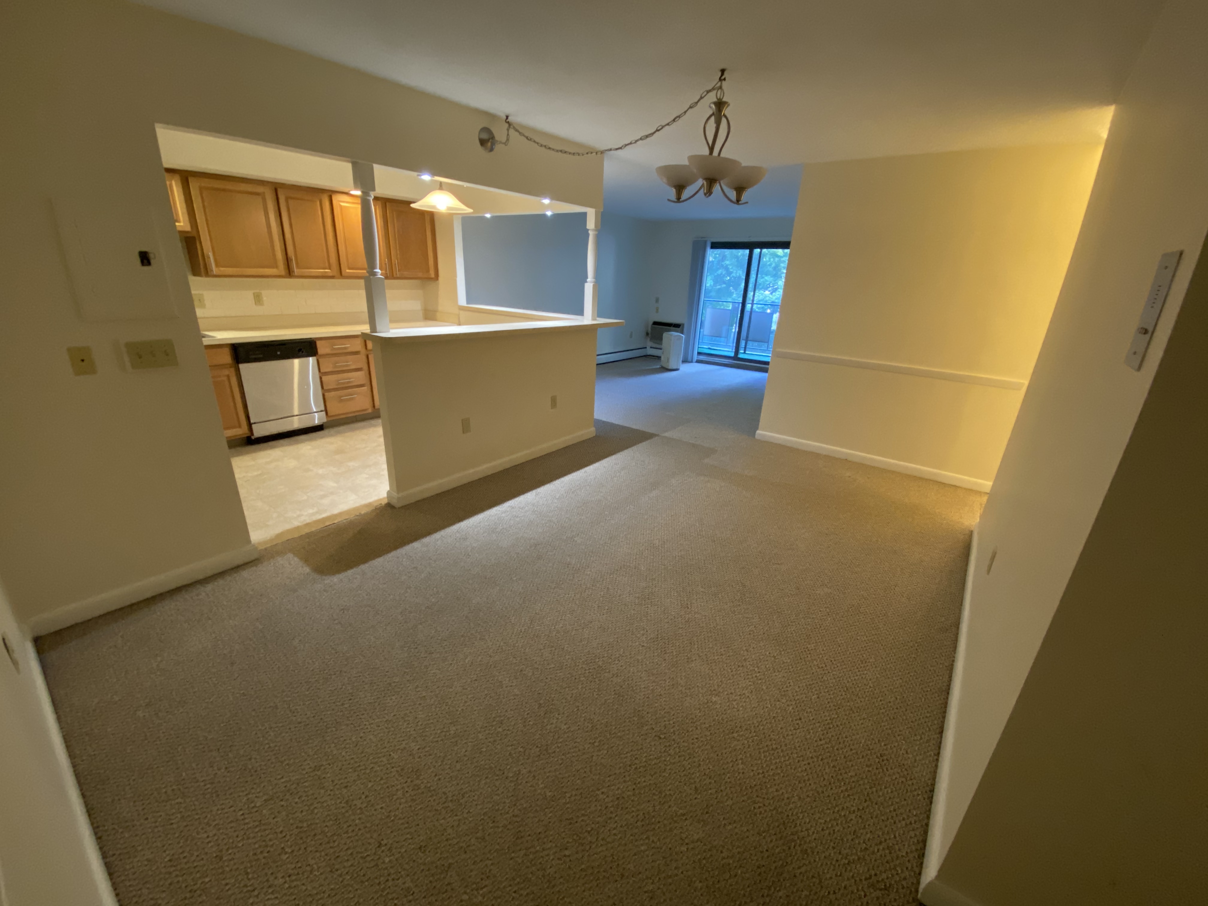 385 Massachusetts Ave, North Cambridge