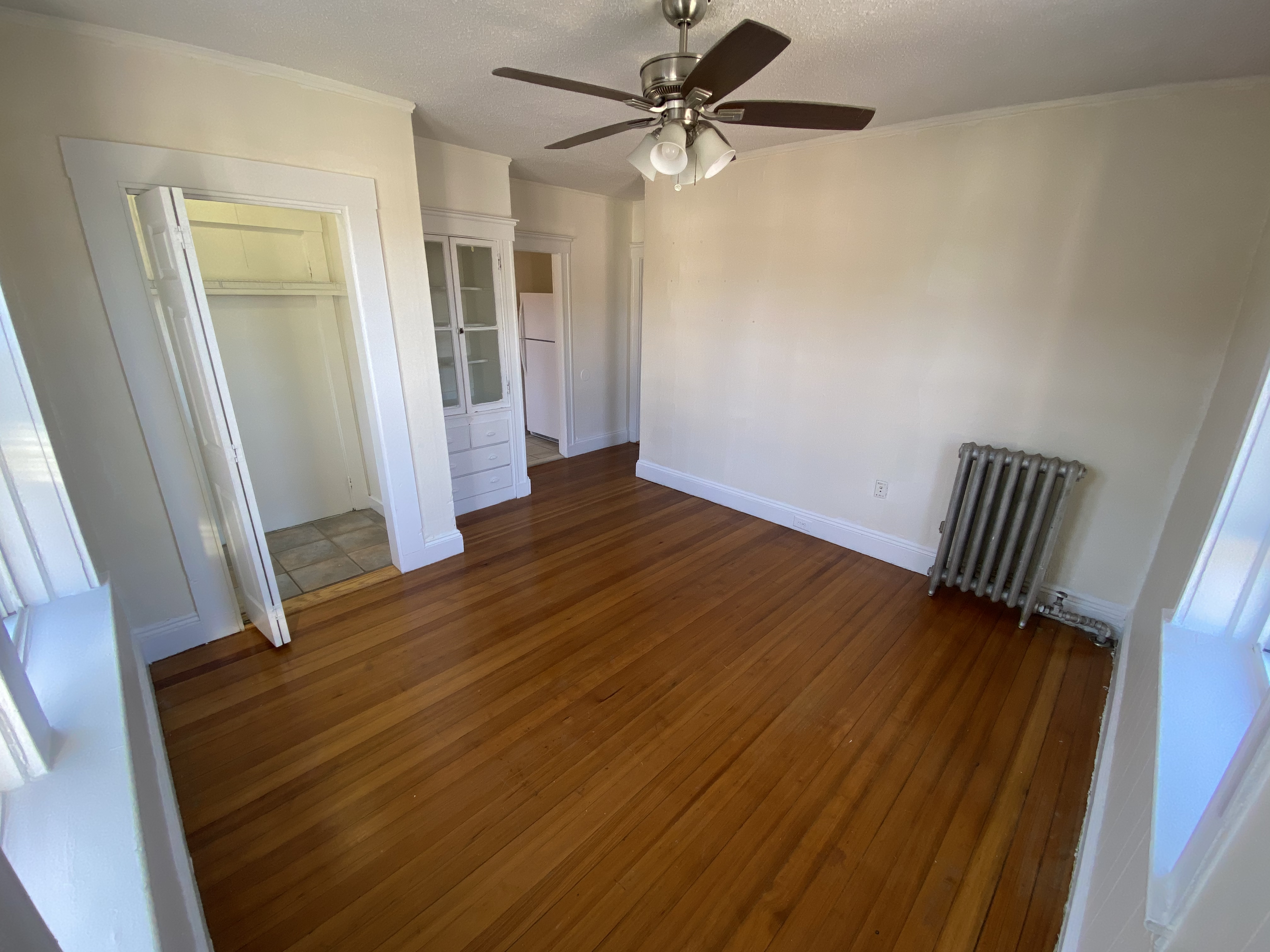 518 Cambridge St, Allston