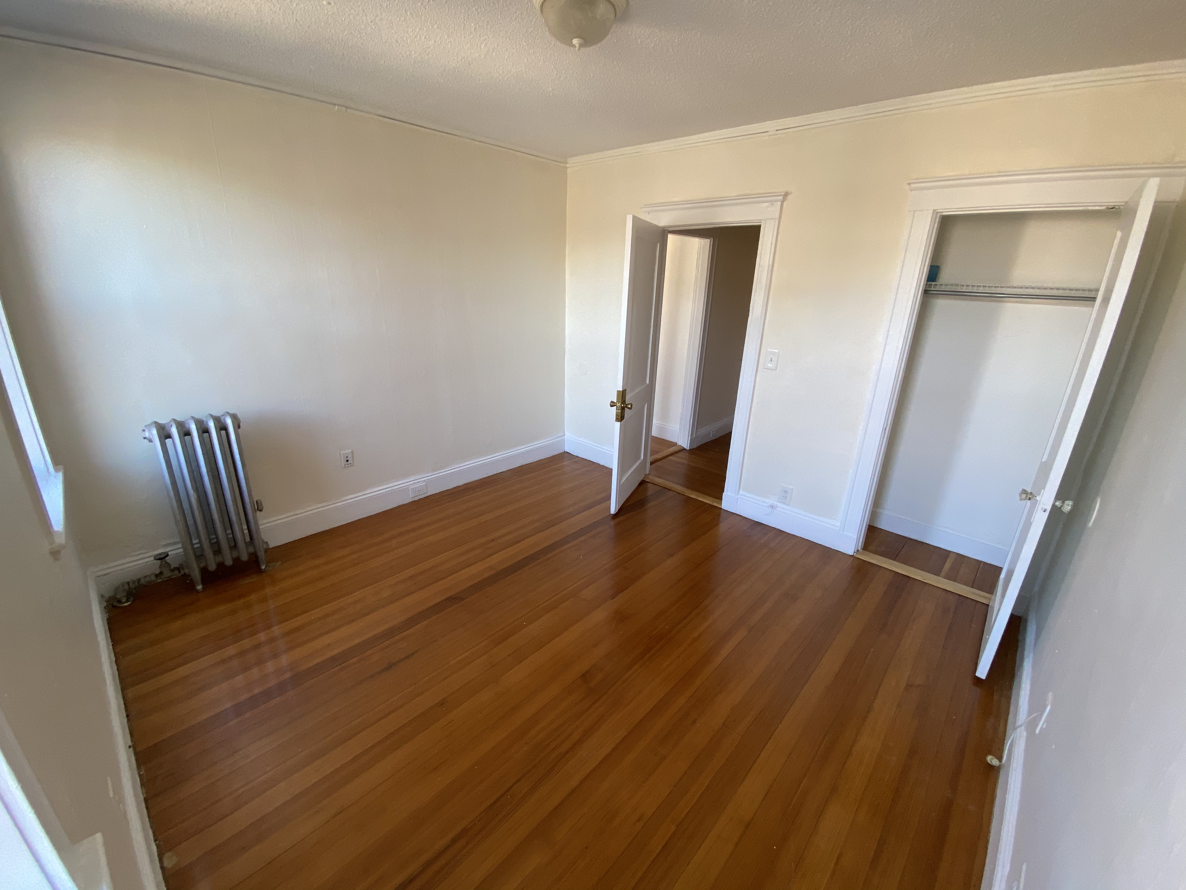 518 Cambridge St, Allston