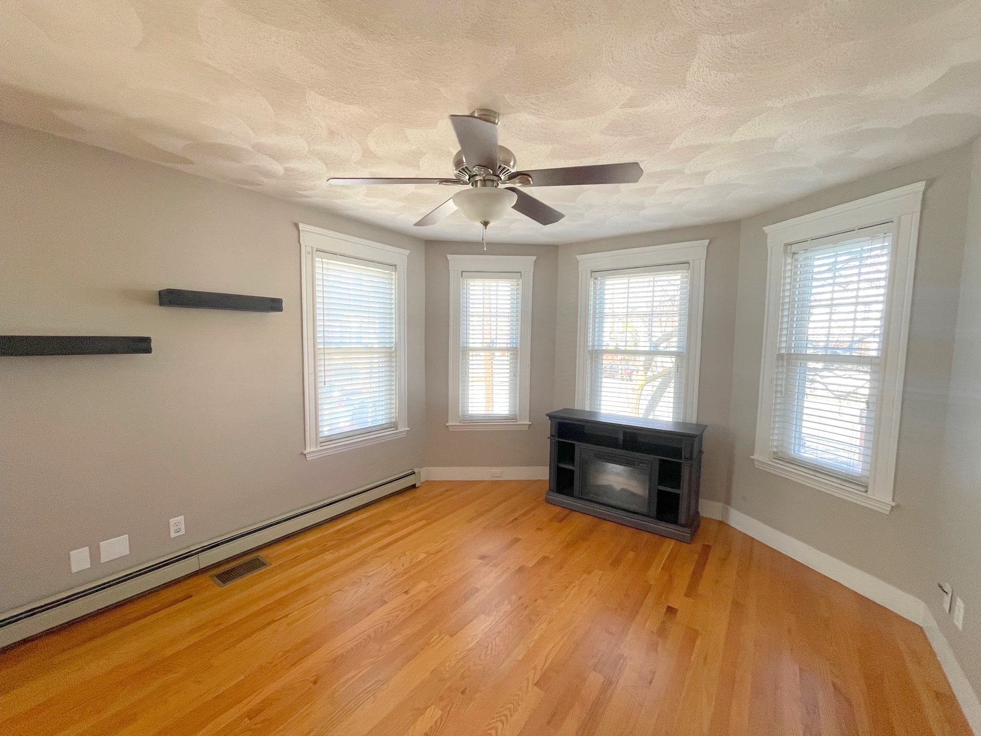 112 Boston Ave, Ball Square